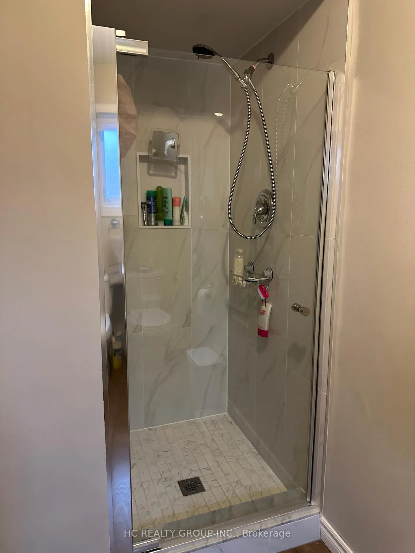 Photo 17 of Unit Lower, 322 Carson Drive, Hamilton, Lisgar — HOMEH