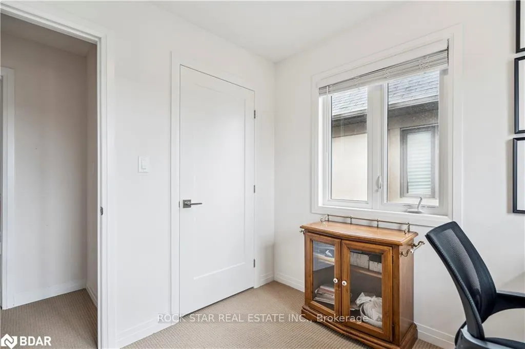 Photo 21 of 9 Dodman Crescent, Hamilton, Ancaster — HOMEH