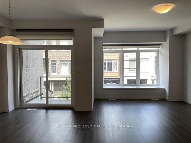 Photo 7 of Unit 120, 30 Times Square Boulevard, Hamilton, Stoney Creek — HOMEH