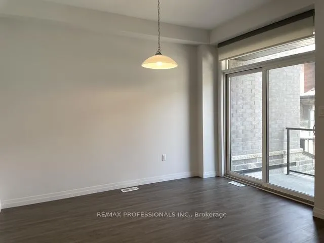 Photo 8 of Unit 120, 30 Times Square Boulevard, Hamilton, Stoney Creek — HOMEH