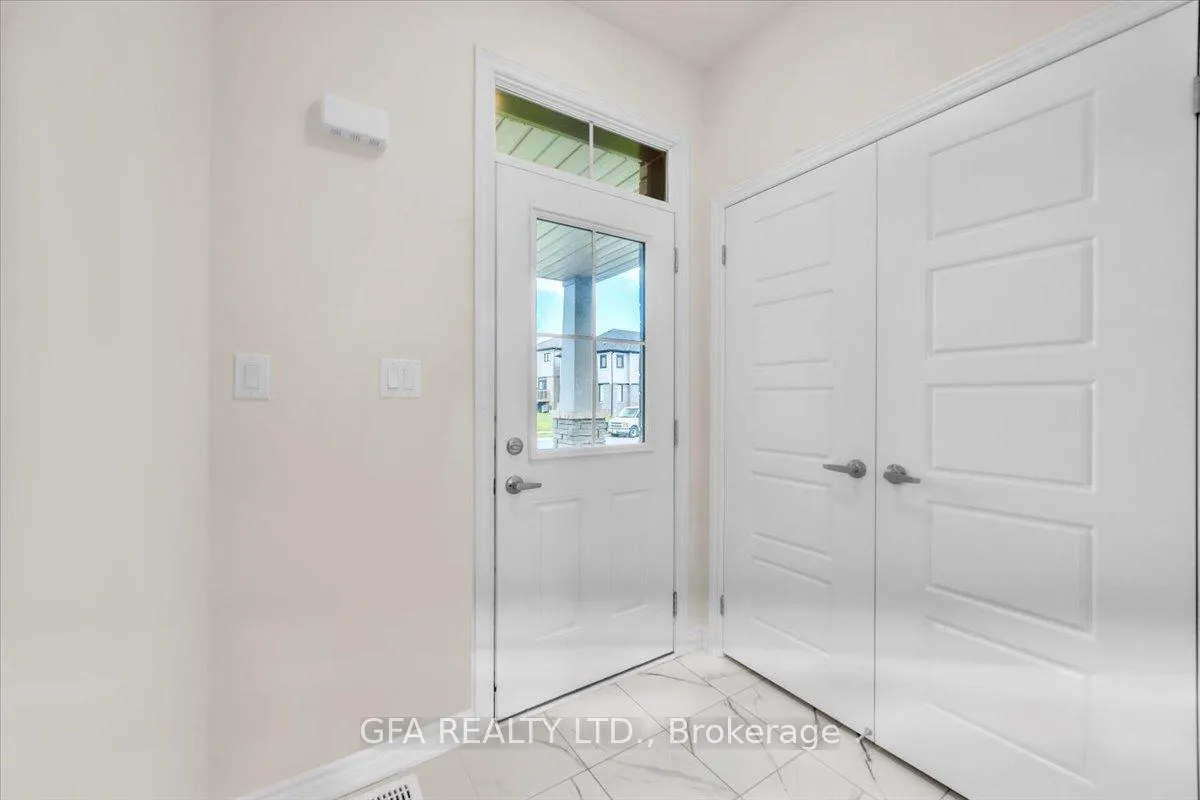 Photo 2 of 325 Vanilla Trail, Thorold, Rolling Meadows — HOMEH