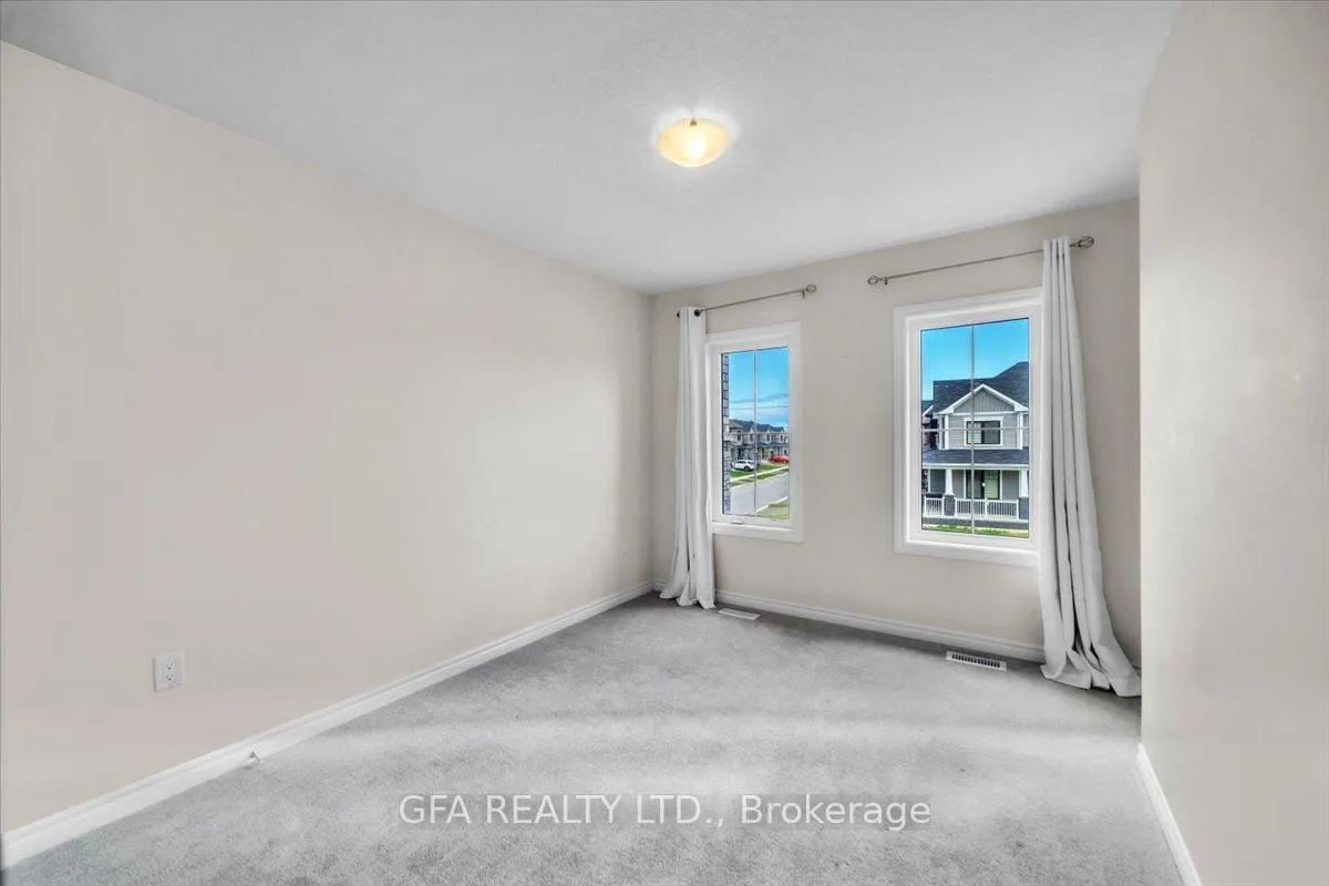 Photo 12 of 325 Vanilla Trail, Thorold, Rolling Meadows — HOMEH