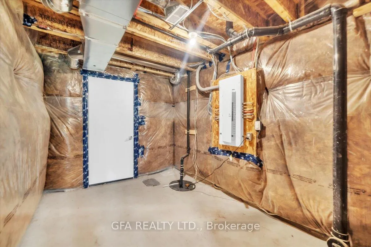 Photo 22 of 325 Vanilla Trail, Thorold, Rolling Meadows — HOMEH