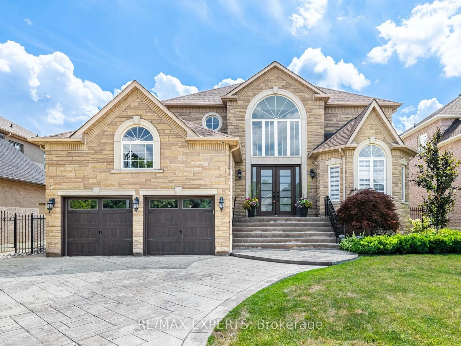 Front of 215 Thomson Creek Boulevard