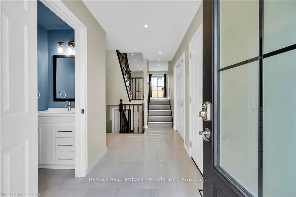 Photo 3 of 1198 Upper Wentworth Street, Hamilton, Crerar — HOMEH
