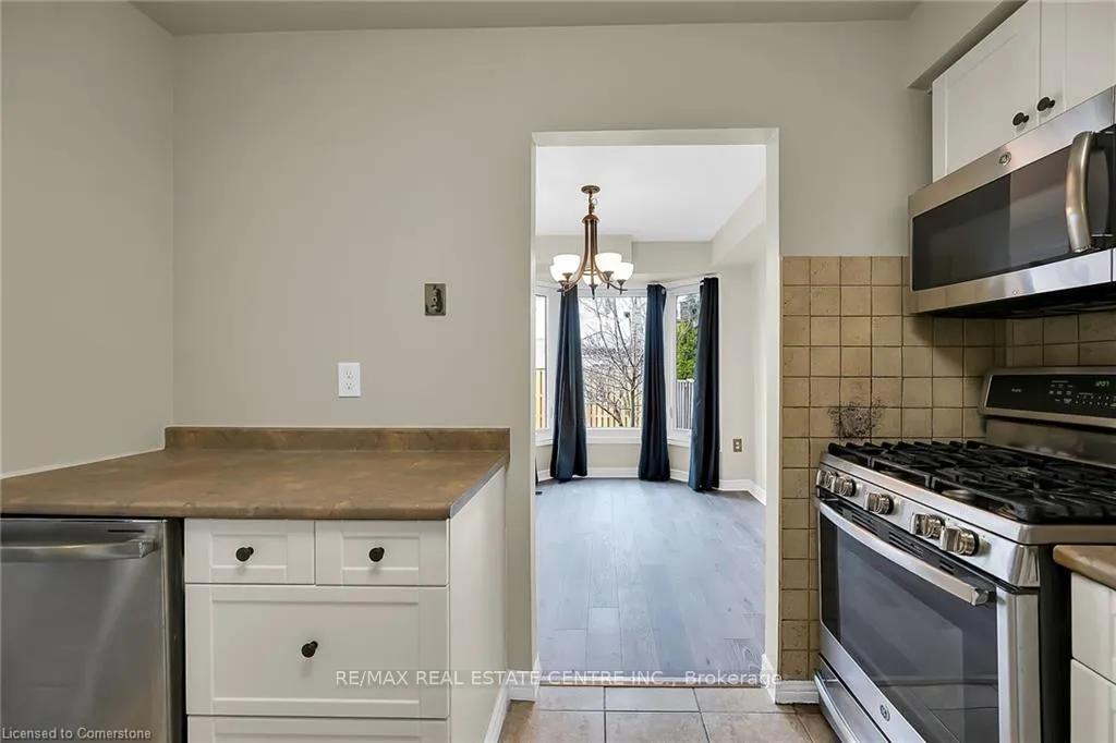Photo 9 of 1198 Upper Wentworth Street, Hamilton, Crerar — HOMEH