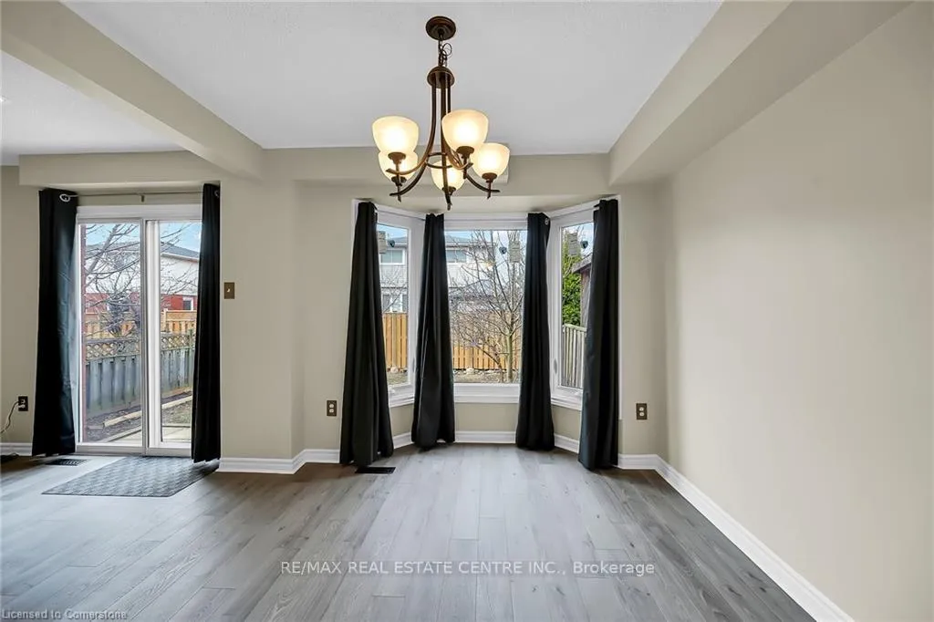 Photo 10 of 1198 Upper Wentworth Street, Hamilton, Crerar — HOMEH