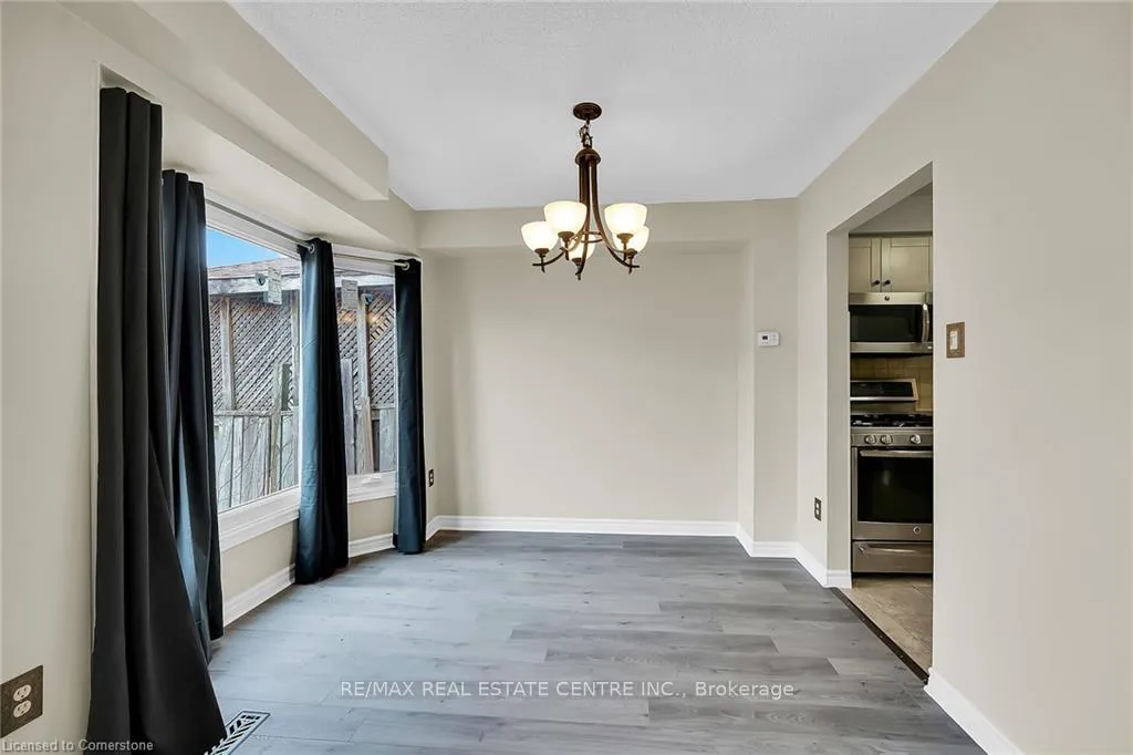 Photo 11 of 1198 Upper Wentworth Street, Hamilton, Crerar — HOMEH
