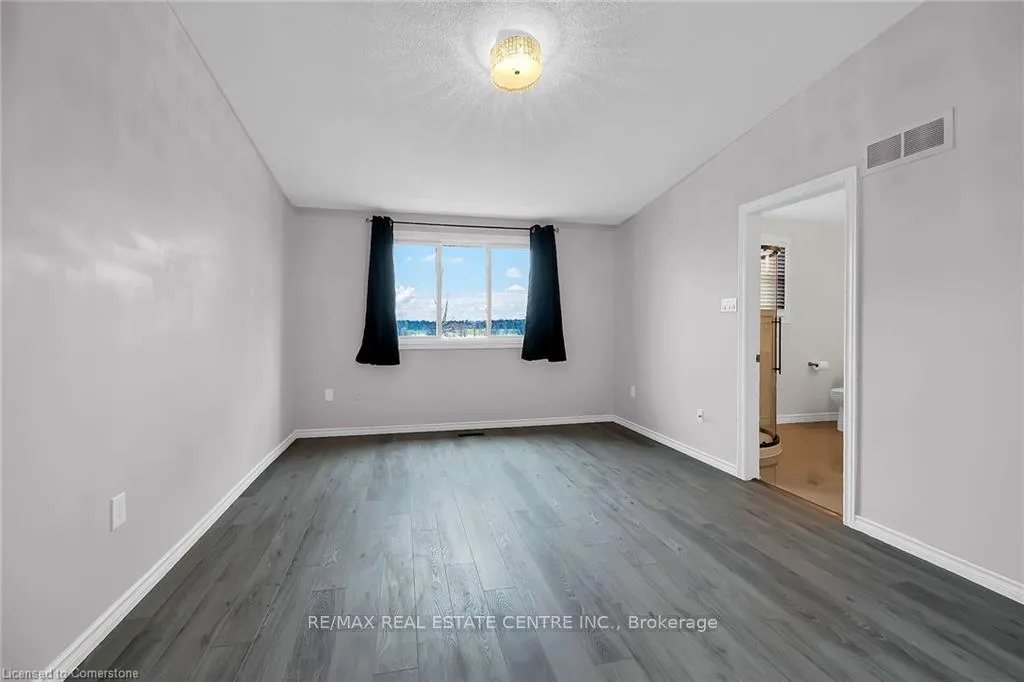 Photo 17 of 1198 Upper Wentworth Street, Hamilton, Crerar — HOMEH