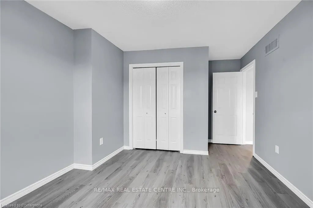 Photo 22 of 1198 Upper Wentworth Street, Hamilton, Crerar — HOMEH