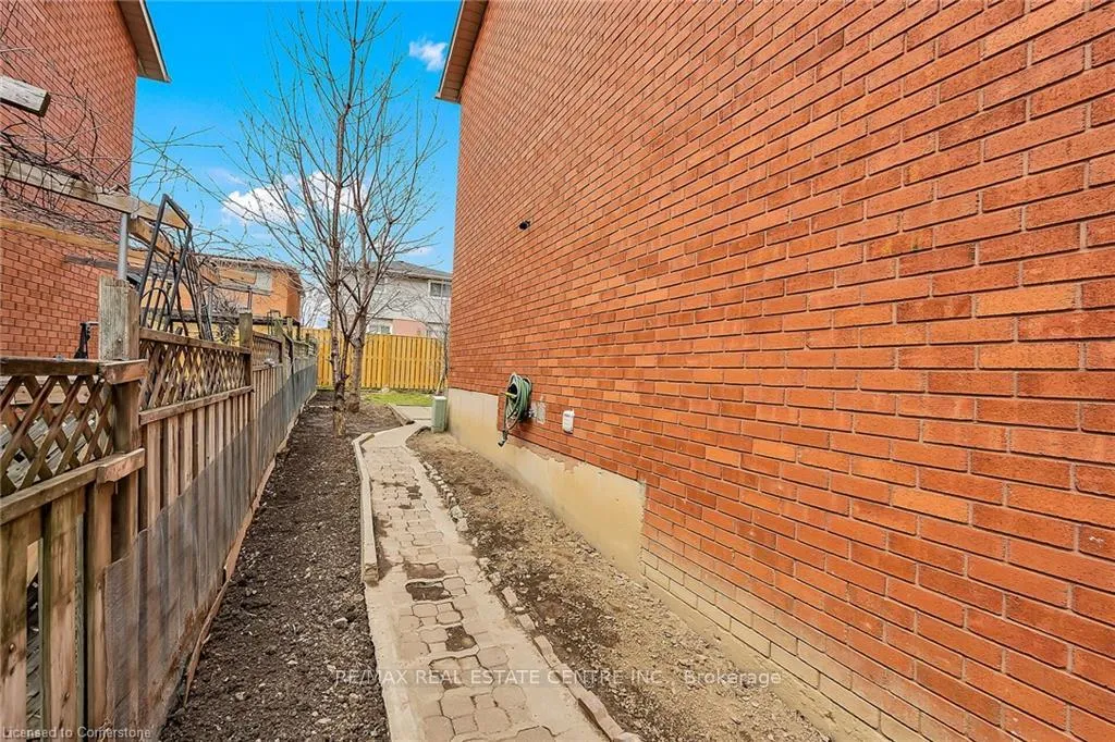 Photo 40 of 1198 Upper Wentworth Street, Hamilton, Crerar — HOMEH