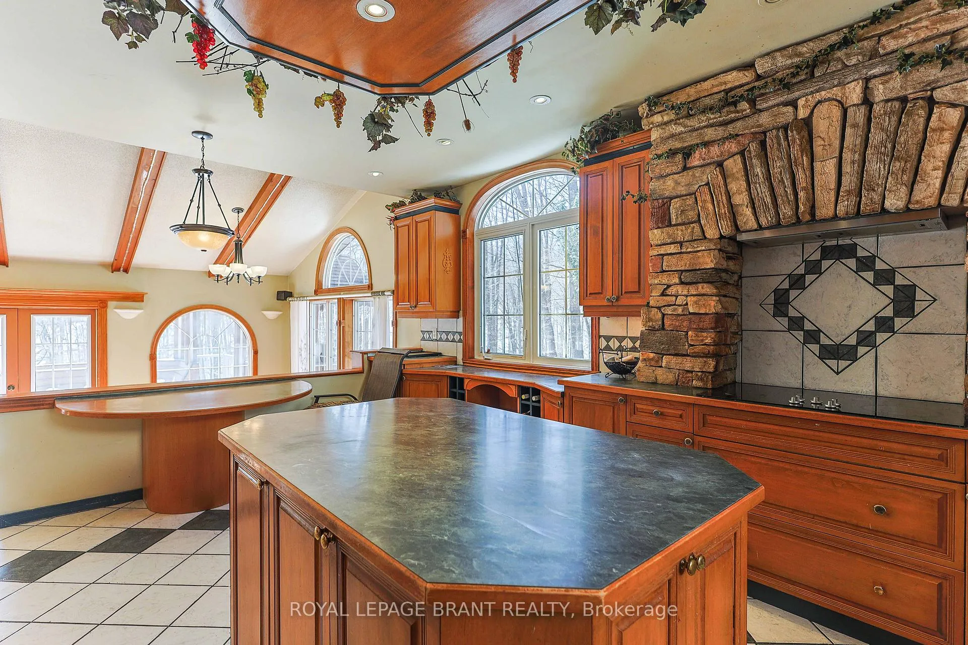 Photo 14 of 226 McLean School Road, Brant, South Dumfries — HOMEH