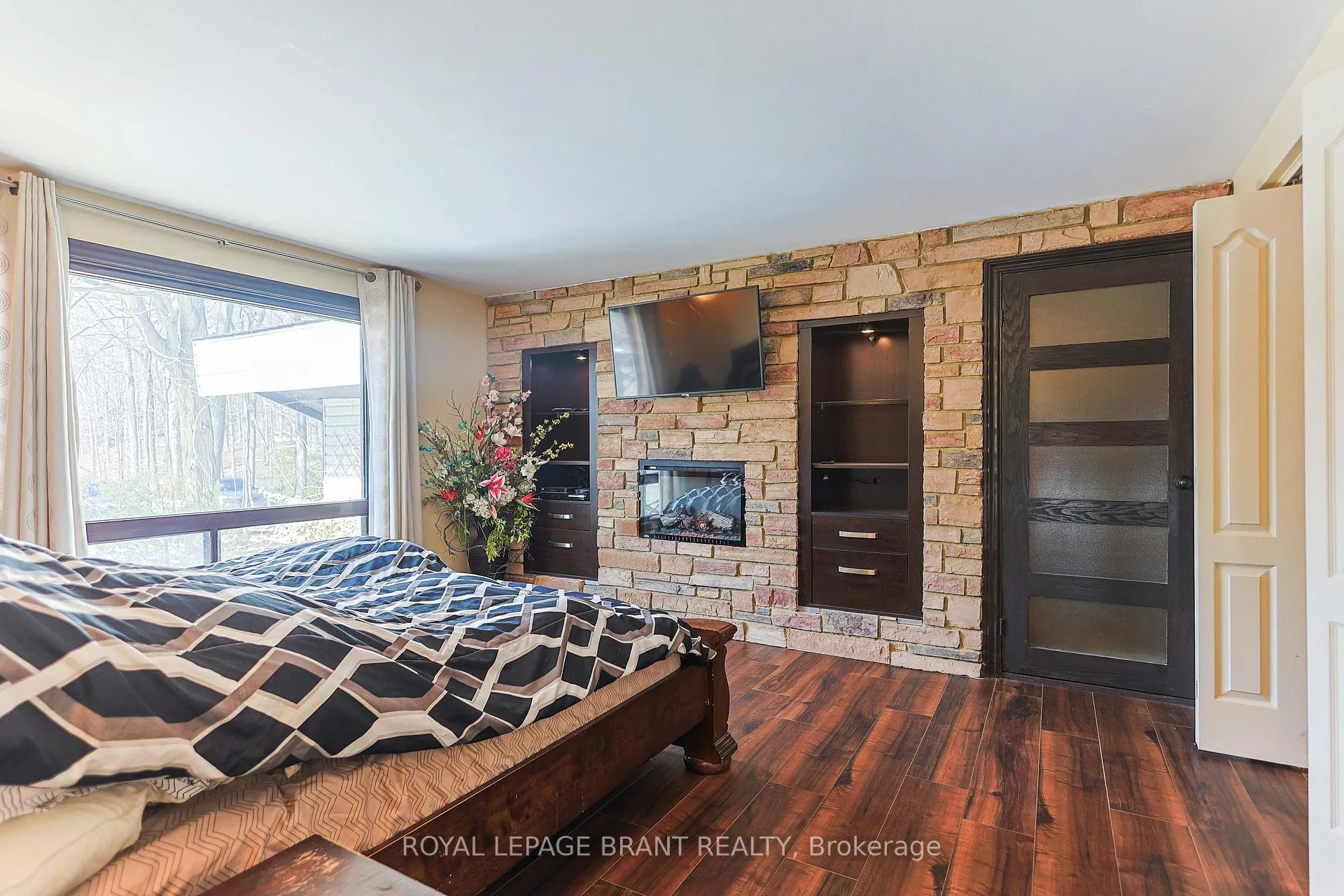 Photo 17 of 226 McLean School Road, Brant, South Dumfries — HOMEH