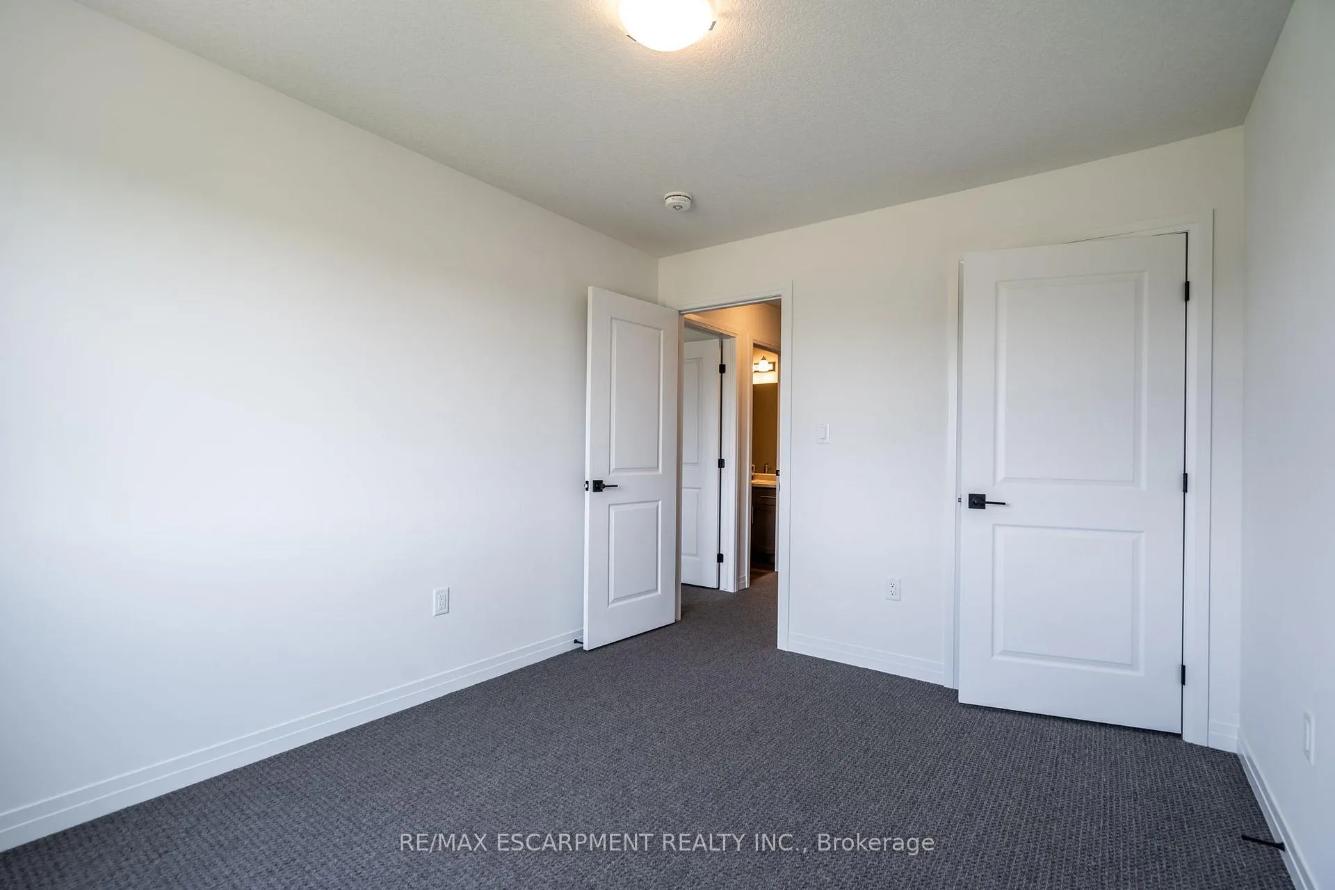 Photo 22 of 56 Gort Avenue, Brant, Paris — HOMEH