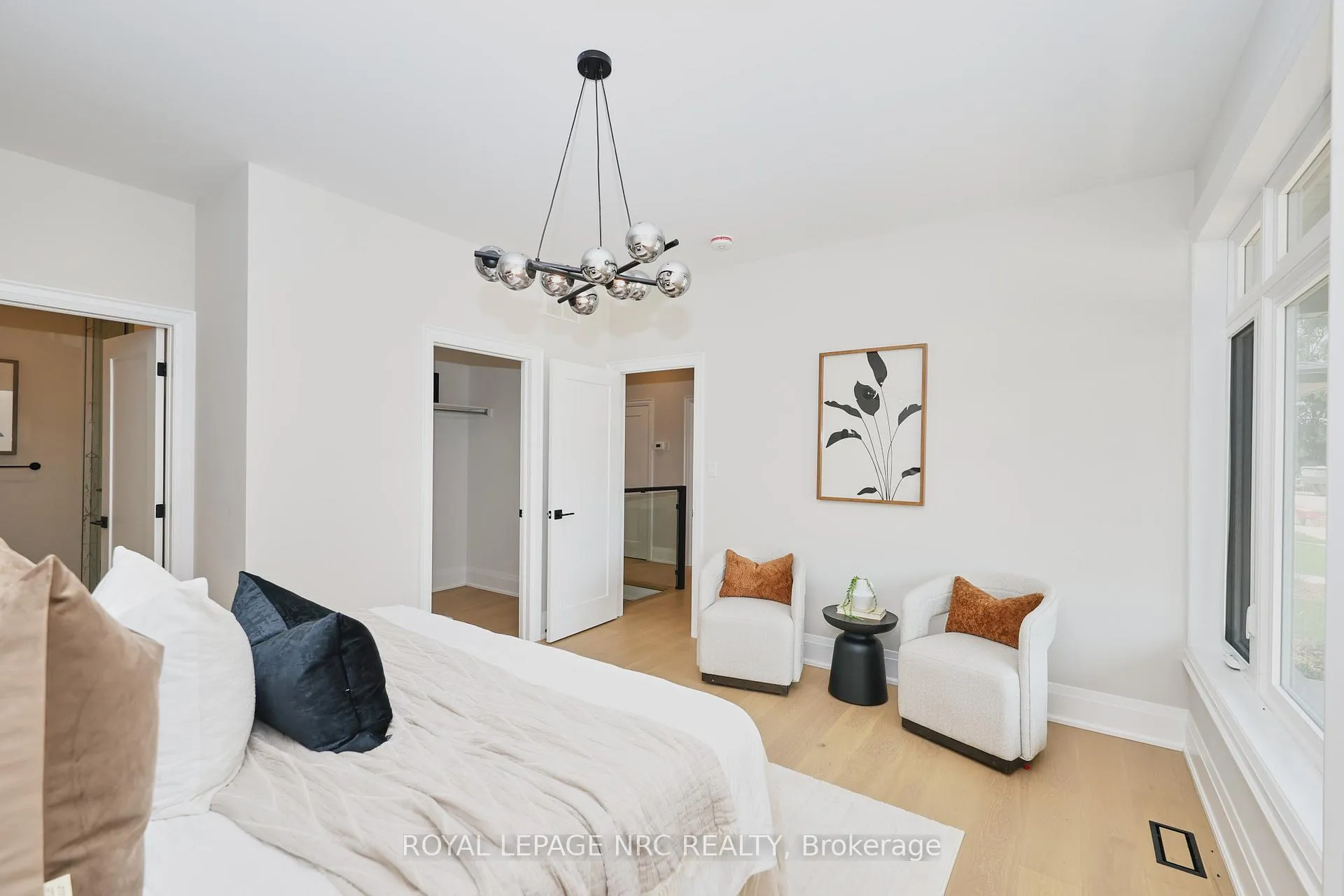 Photo 14 of 12 Accursi Crescent, Pelham, Fonthill — HOMEH