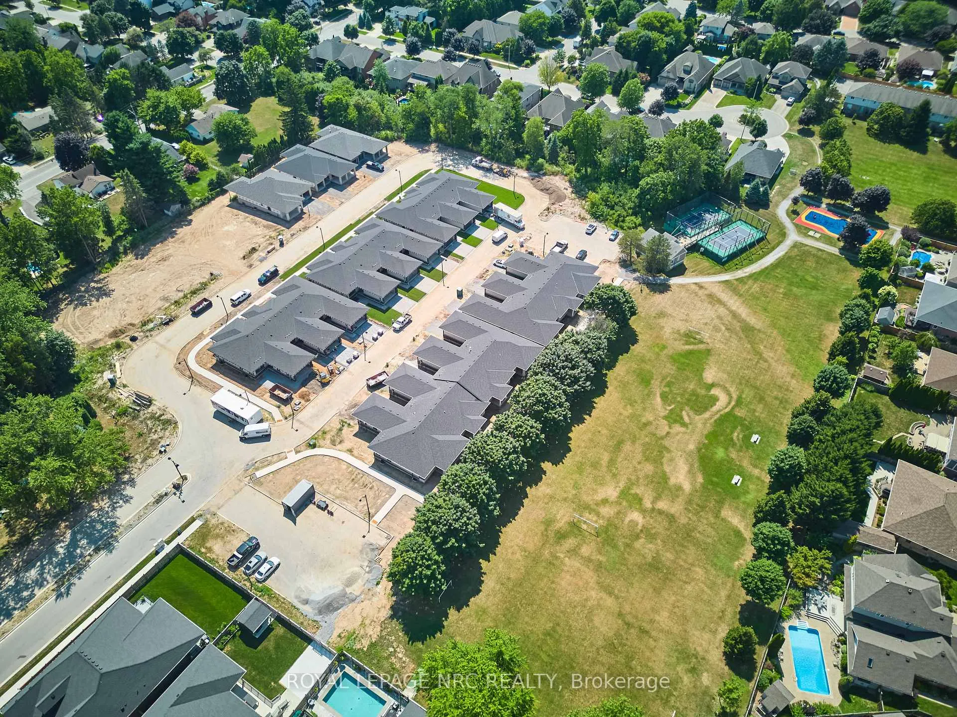 Photo 28 of 12 Accursi Crescent, Pelham, Fonthill — HOMEH