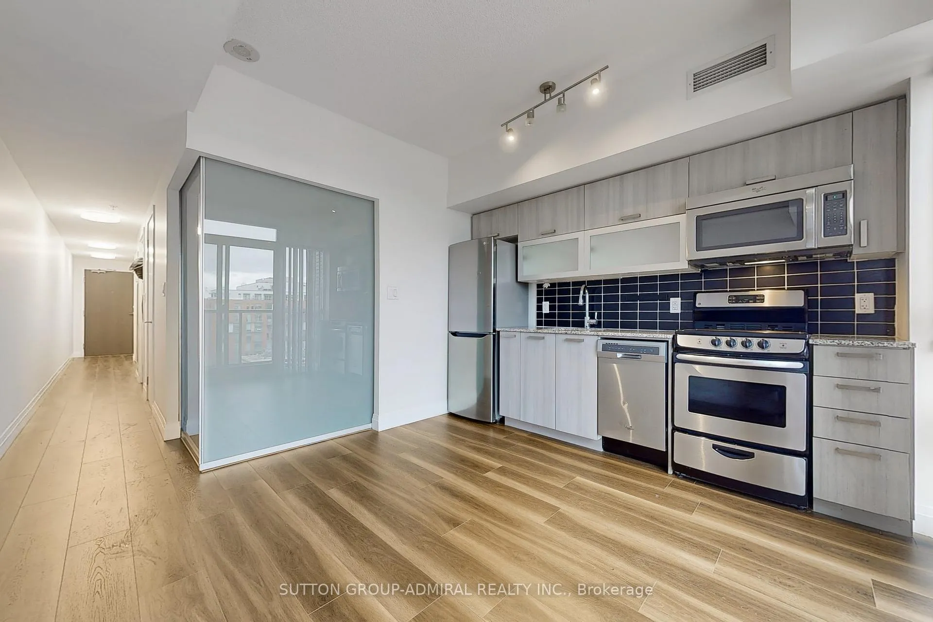 Photo 13 of Unit 840, 68 Abell Street, Toronto, Little Portugal — HOMEH