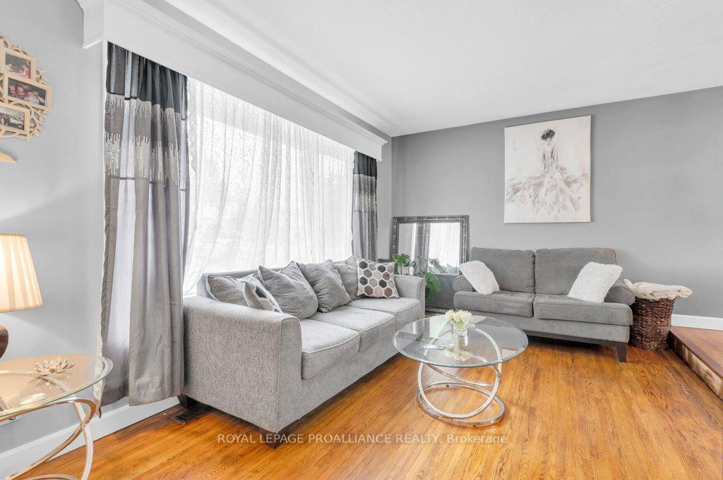 Photo 8 of 62 Village Drive, Belleville, Belleville Ward — HOMEH