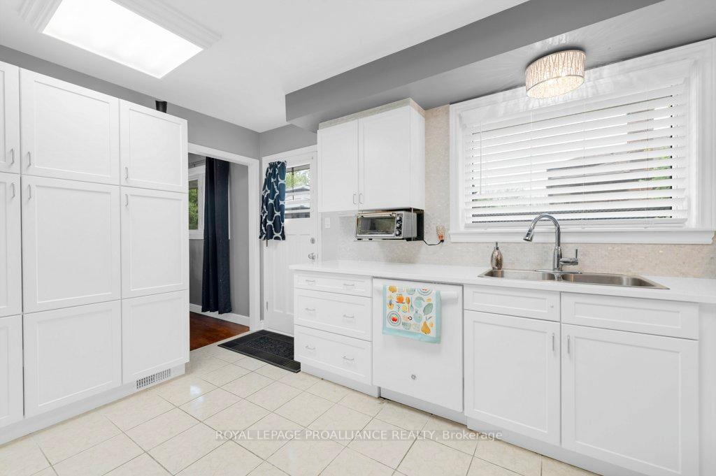 Photo 16 of 62 Village Drive, Belleville, Belleville Ward — HOMEH