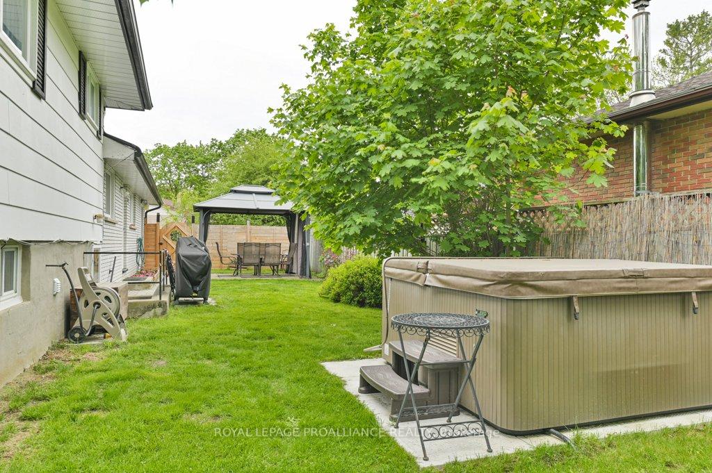 Photo 32 of 62 Village Drive, Belleville, Belleville Ward — HOMEH
