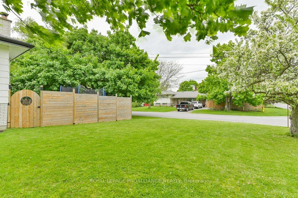 Photo 34 of 62 Village Drive, Belleville, Belleville Ward — HOMEH