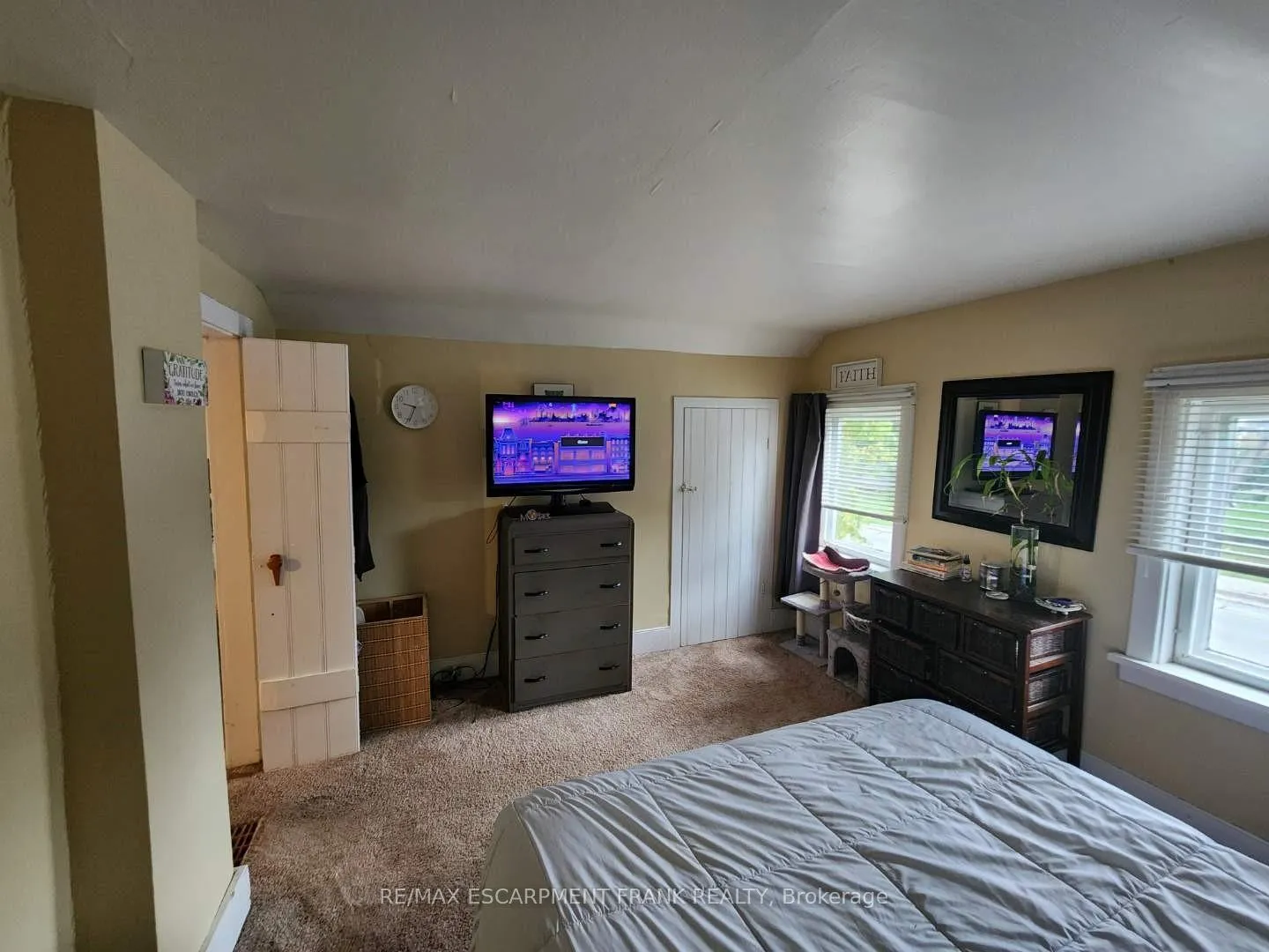 Photo 7 of Unit 2, 188 Mill Street, Hamilton, Waterdown — HOMEH
