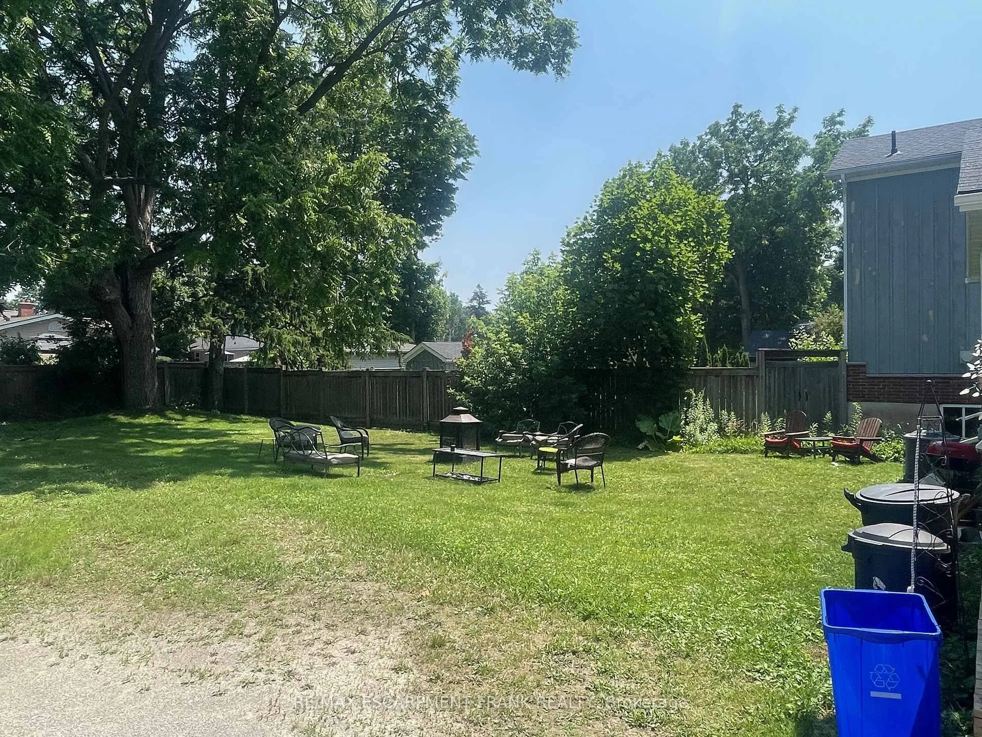 Photo 11 of Unit 2, 188 Mill Street, Hamilton, Waterdown — HOMEH