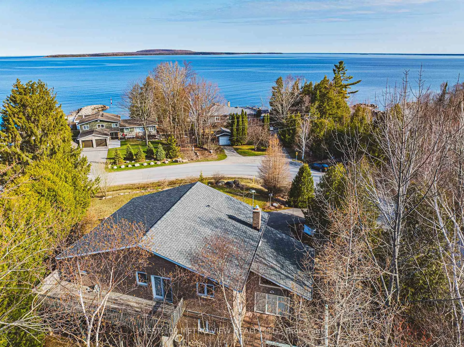 Photo 4 of 2476 Champlain Road, Tiny, Rural Tiny — HOMEH