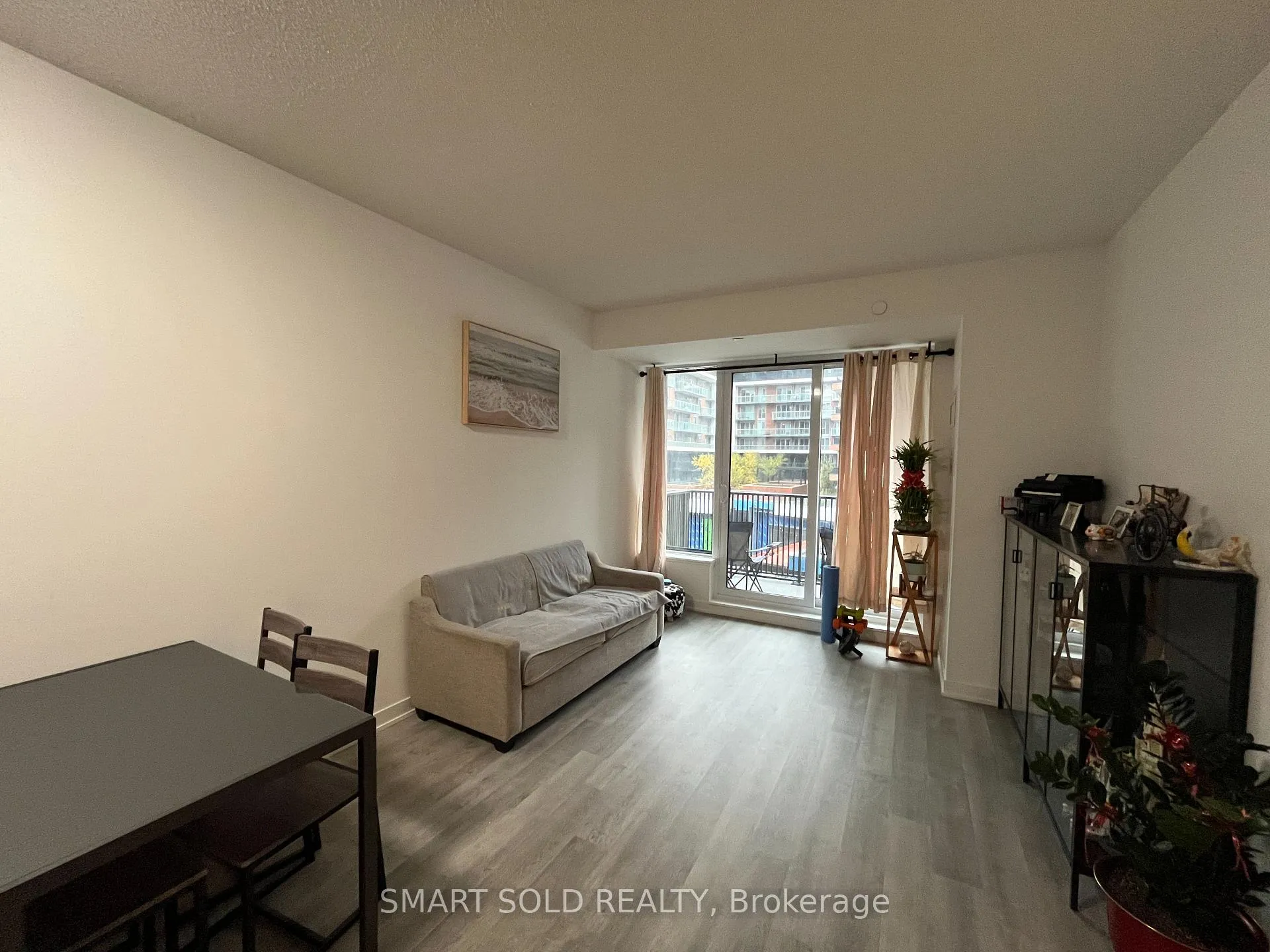 Photo 5 of Unit 504, 38 Simcoe Promenade, Markham, Unionville — HOMEH