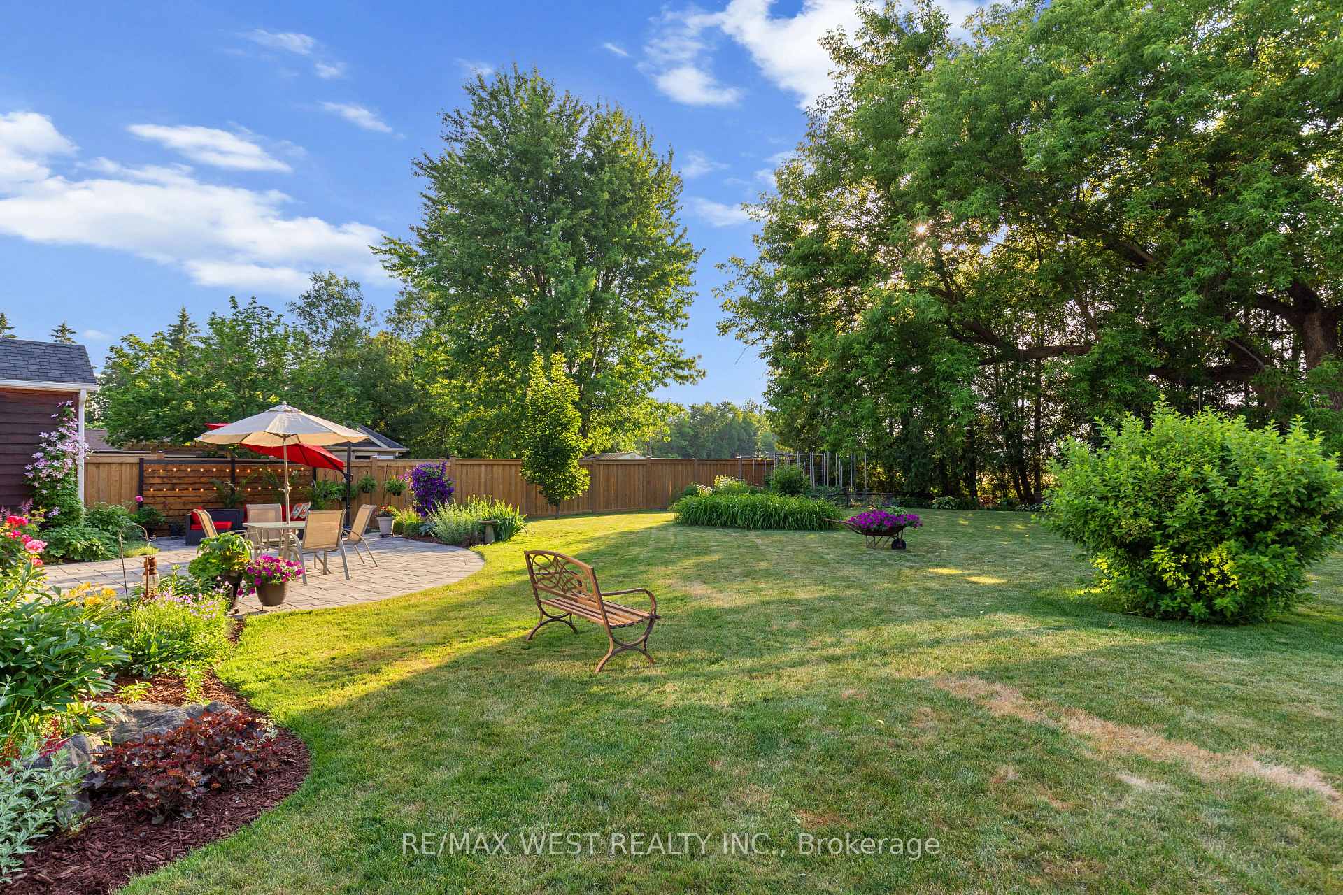 Photo 19 of 81 William Street, Caledon, Bolton West — HOMEH