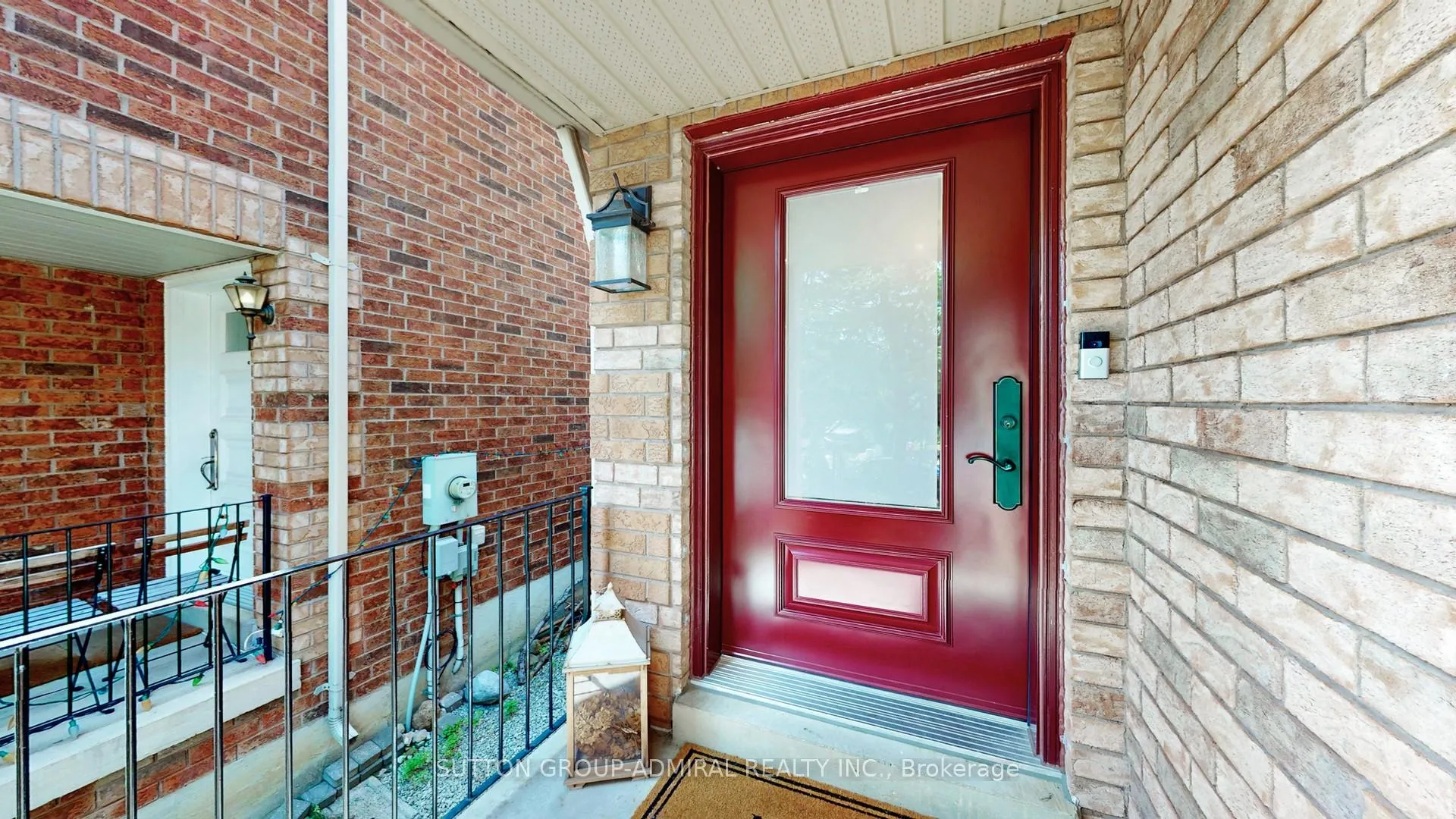 Photo 2 of 8 Ewart Street, Caledon, Bolton North — HOMEH