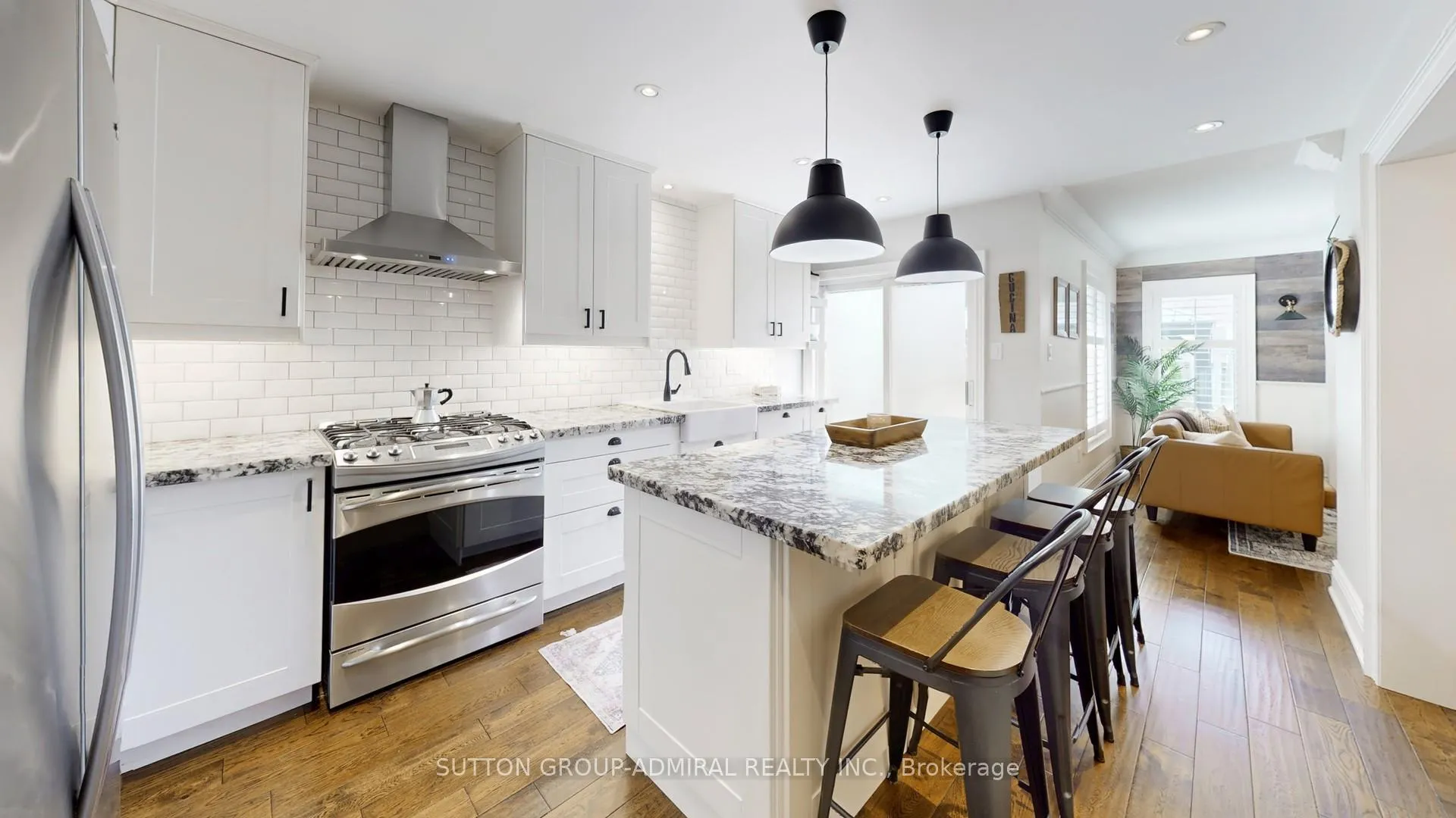 Photo 13 of 8 Ewart Street, Caledon, Bolton North — HOMEH
