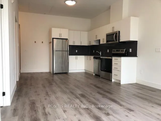 Photo 5 of Unit 104, 103 Roger Street, Waterloo, Uptown Waterloo/North Ward — HOMEH