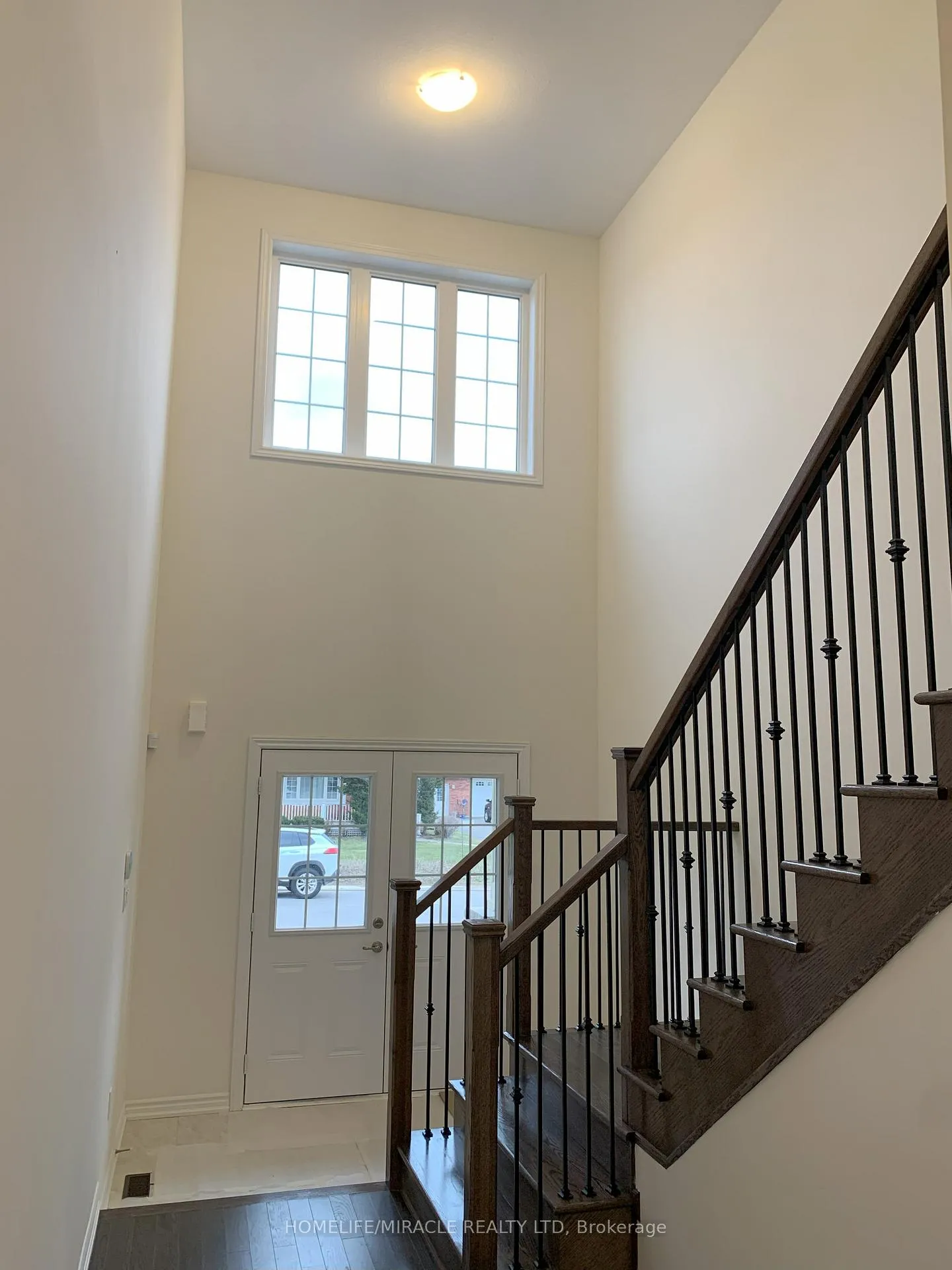Photo 7 of 272 Pottruff Road, Brant, Paris — HOMEH