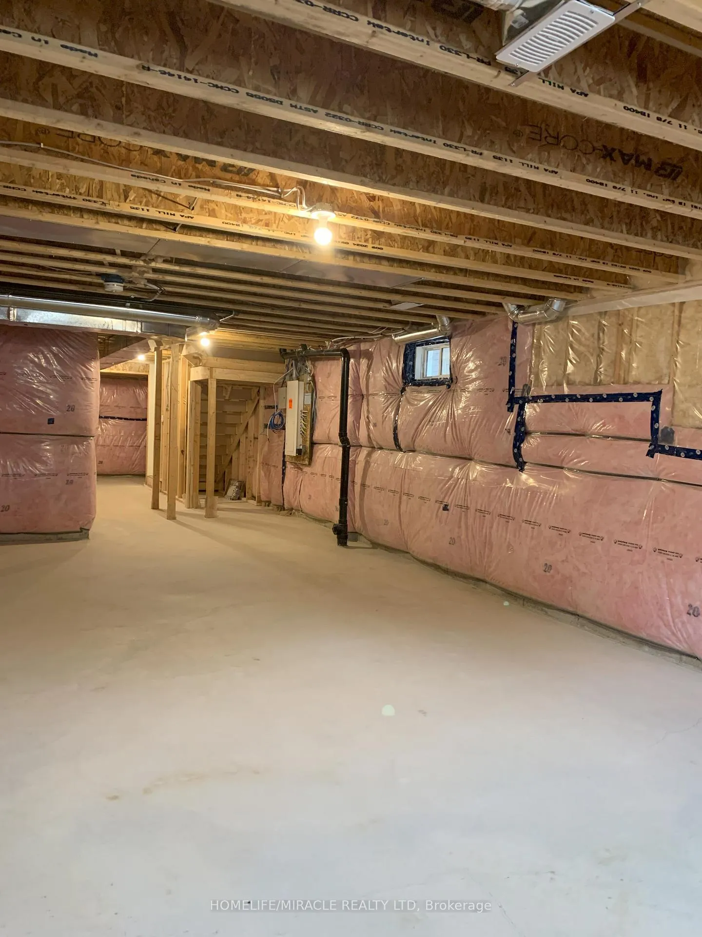 Photo 40 of 272 Pottruff Road, Brant, Paris — HOMEH