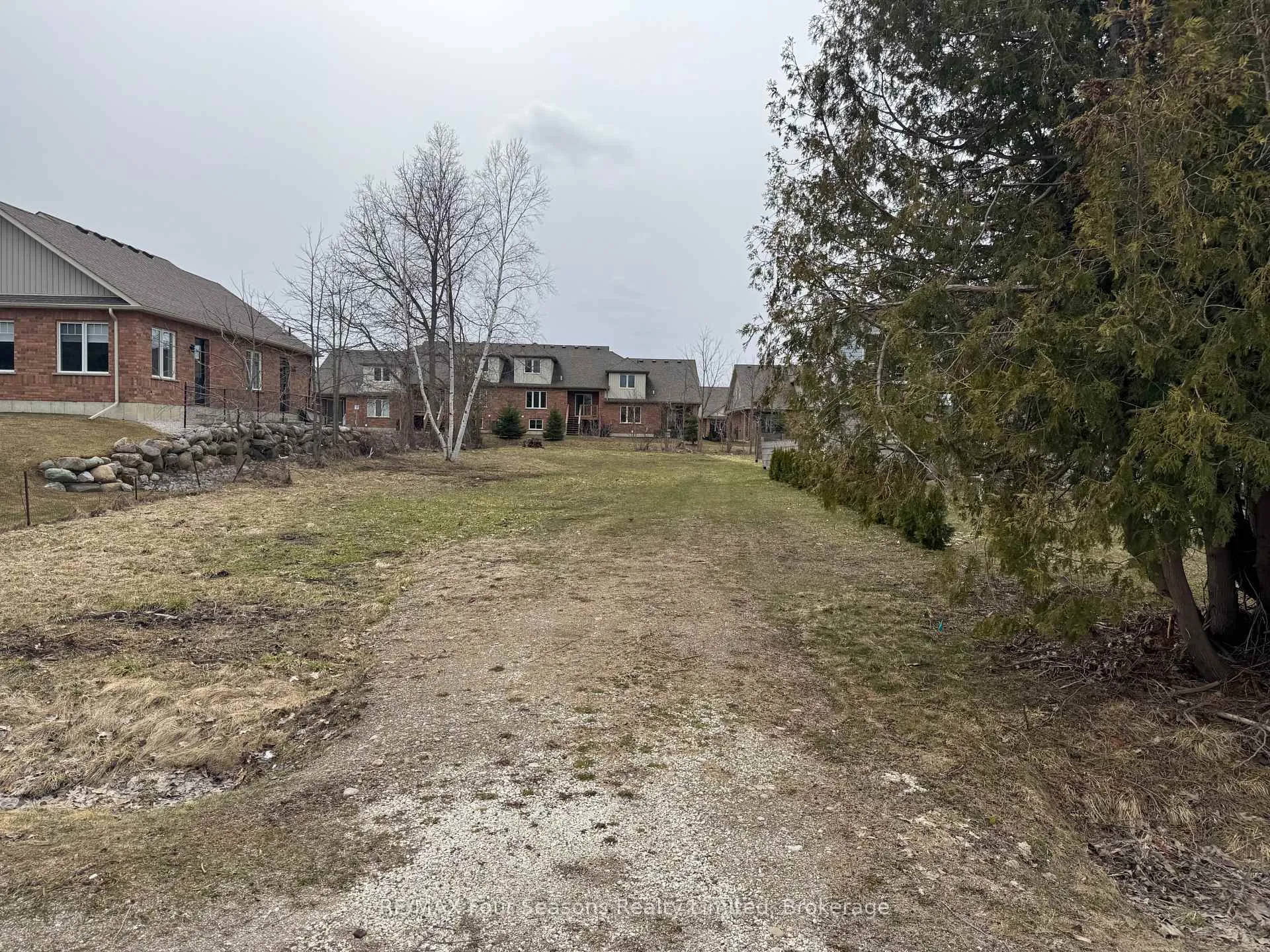 Photo 4 of Union Street, Meaford — HOMEH