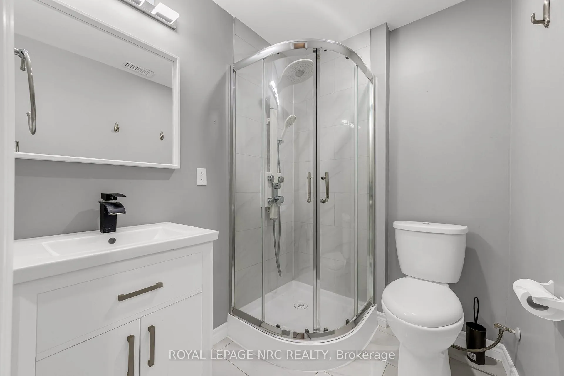 Photo 13 of Unit 22, 8 Hemlock Way, Grimsby, Grimsby West — HOMEH