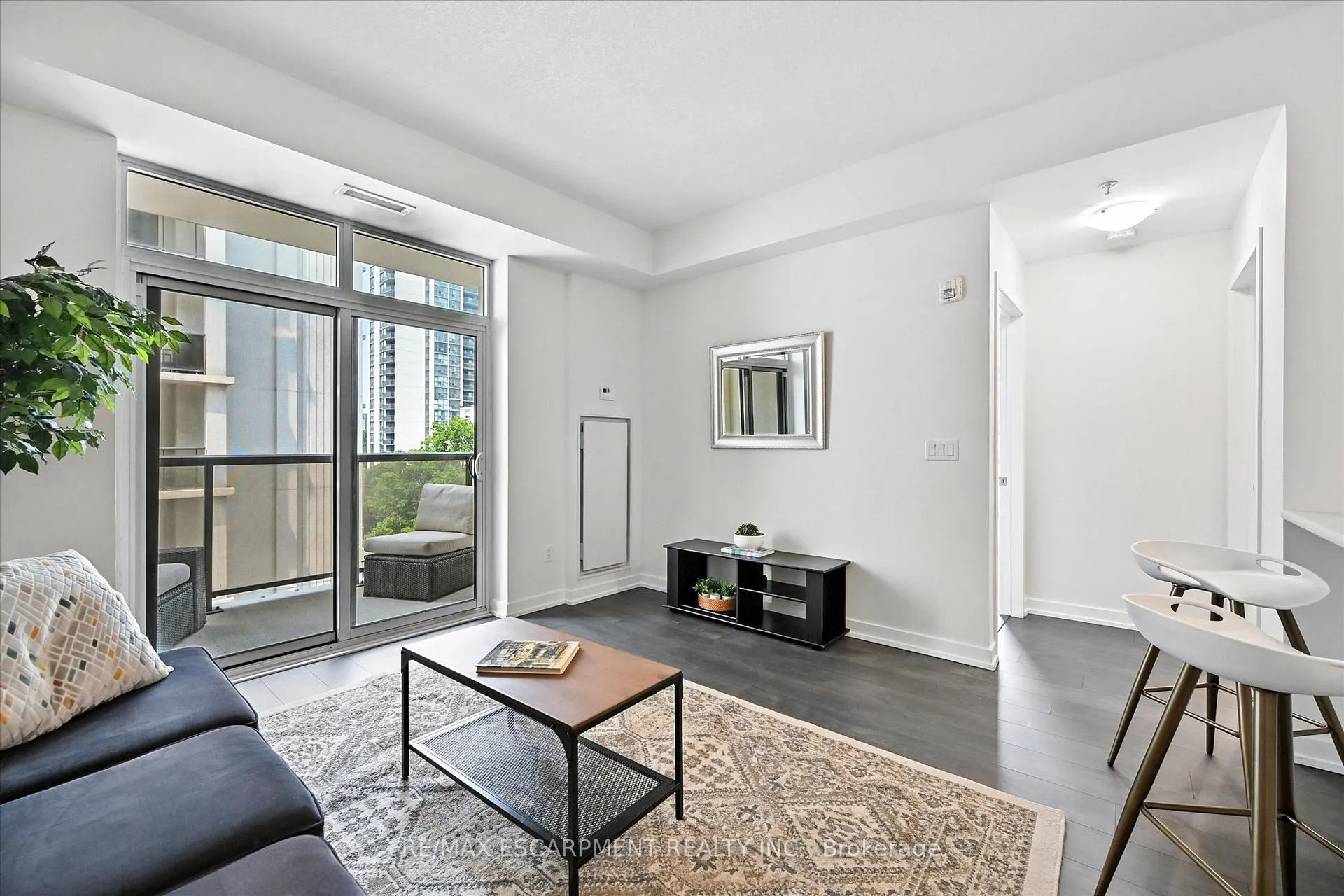 Photo 13 of Unit 604, 81 Robinson Street, Hamilton, Durand — HOMEH