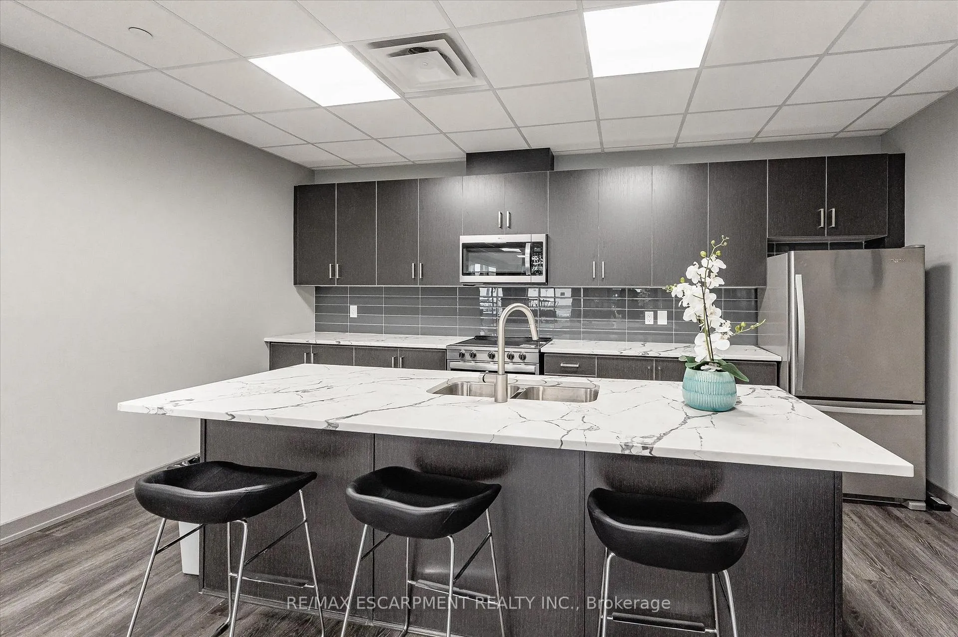 Photo 31 of Unit 604, 81 Robinson Street, Hamilton, Durand — HOMEH
