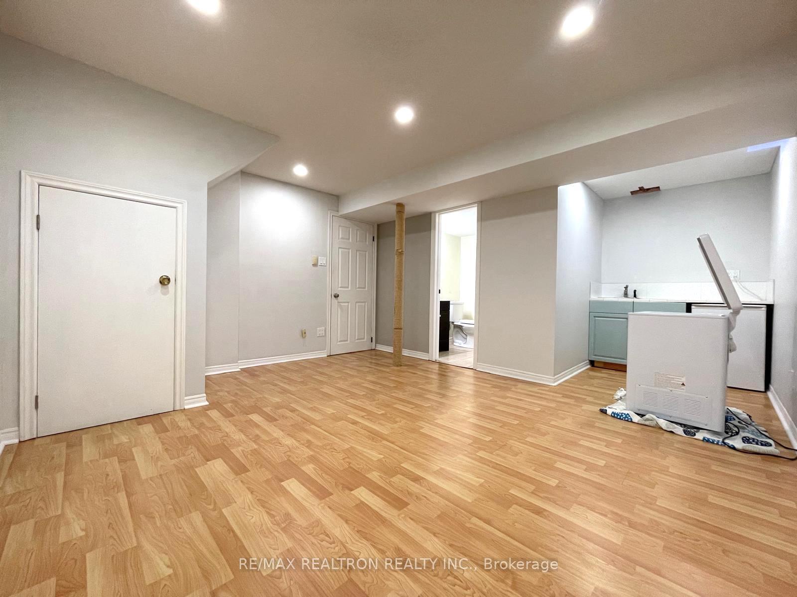 Photo 18 of 40 Wood Circle, Caledon, Bolton East — HOMEH