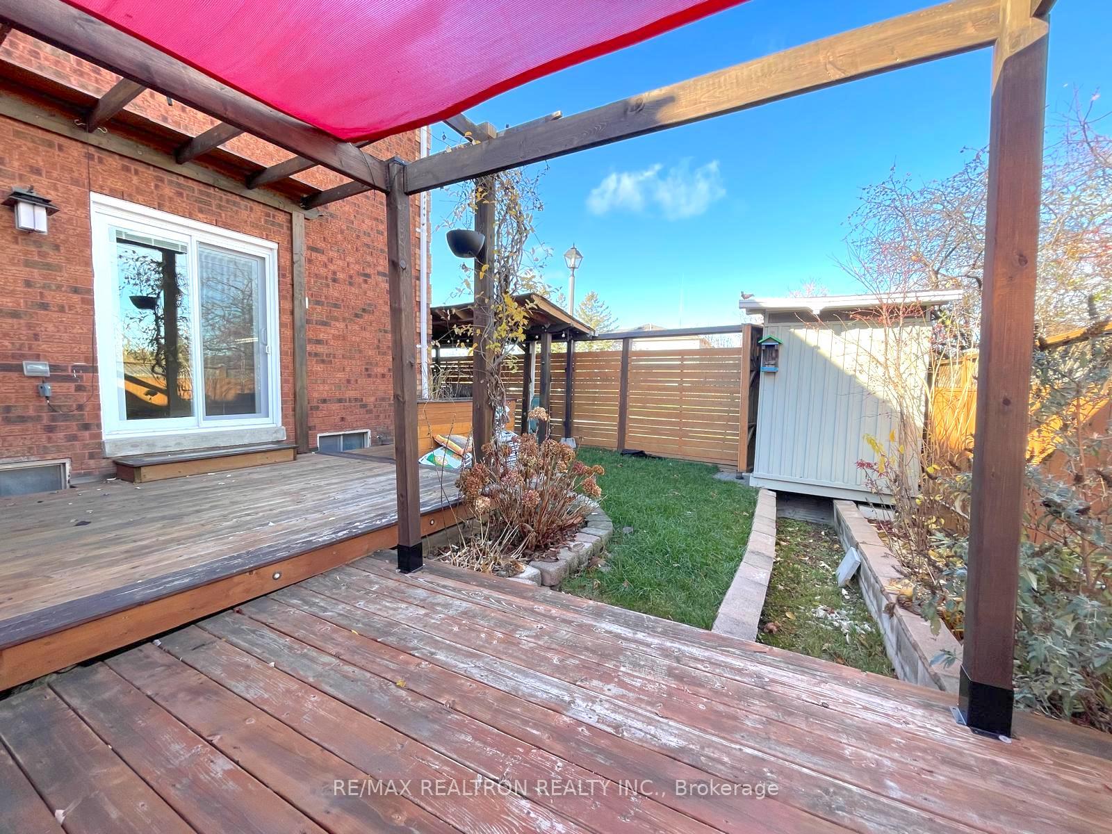 Photo 25 of 40 Wood Circle, Caledon, Bolton East — HOMEH