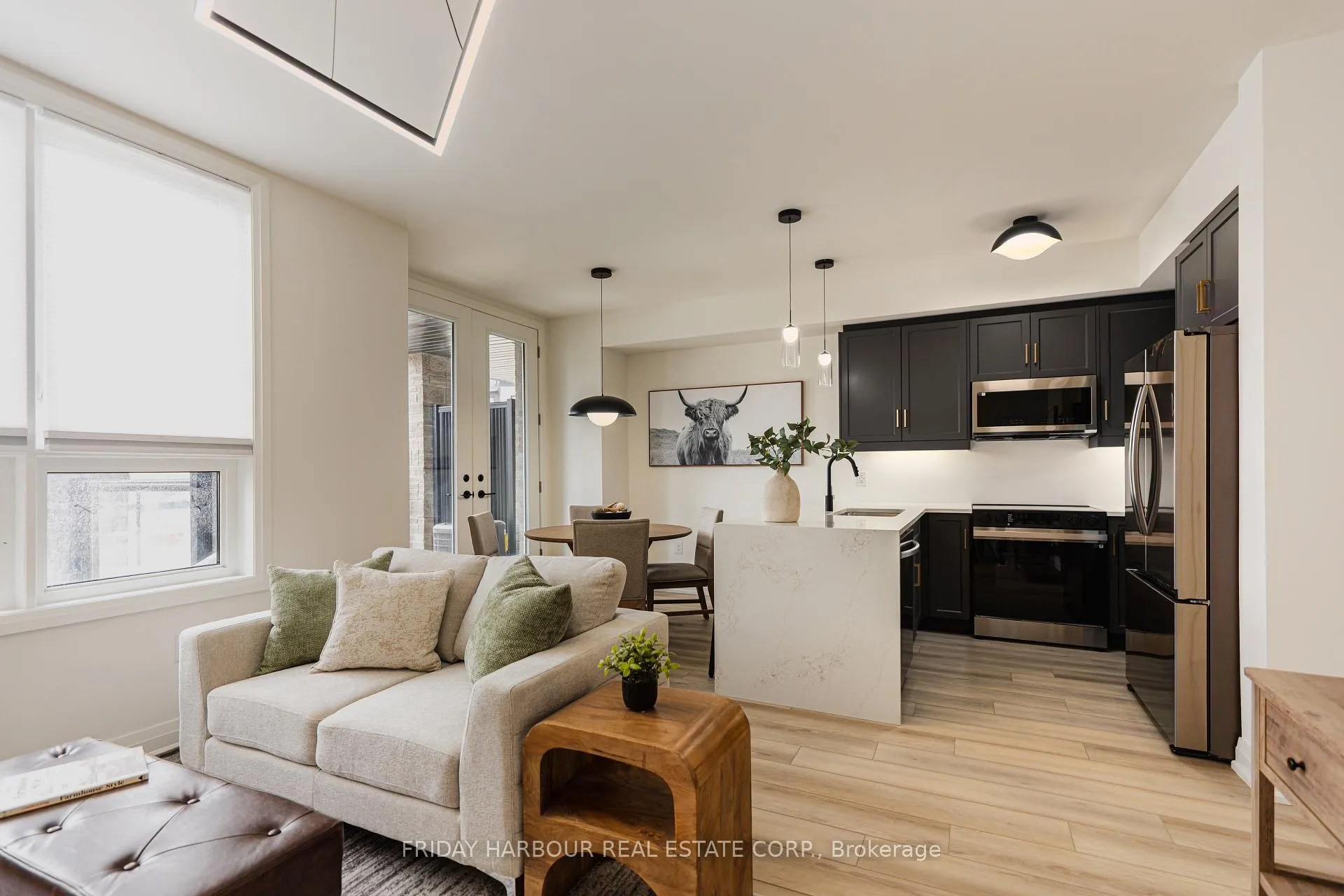 Photo 7 of Unit 413, 8 Spry Lane, Barrie, Innis-Shore — HOMEH