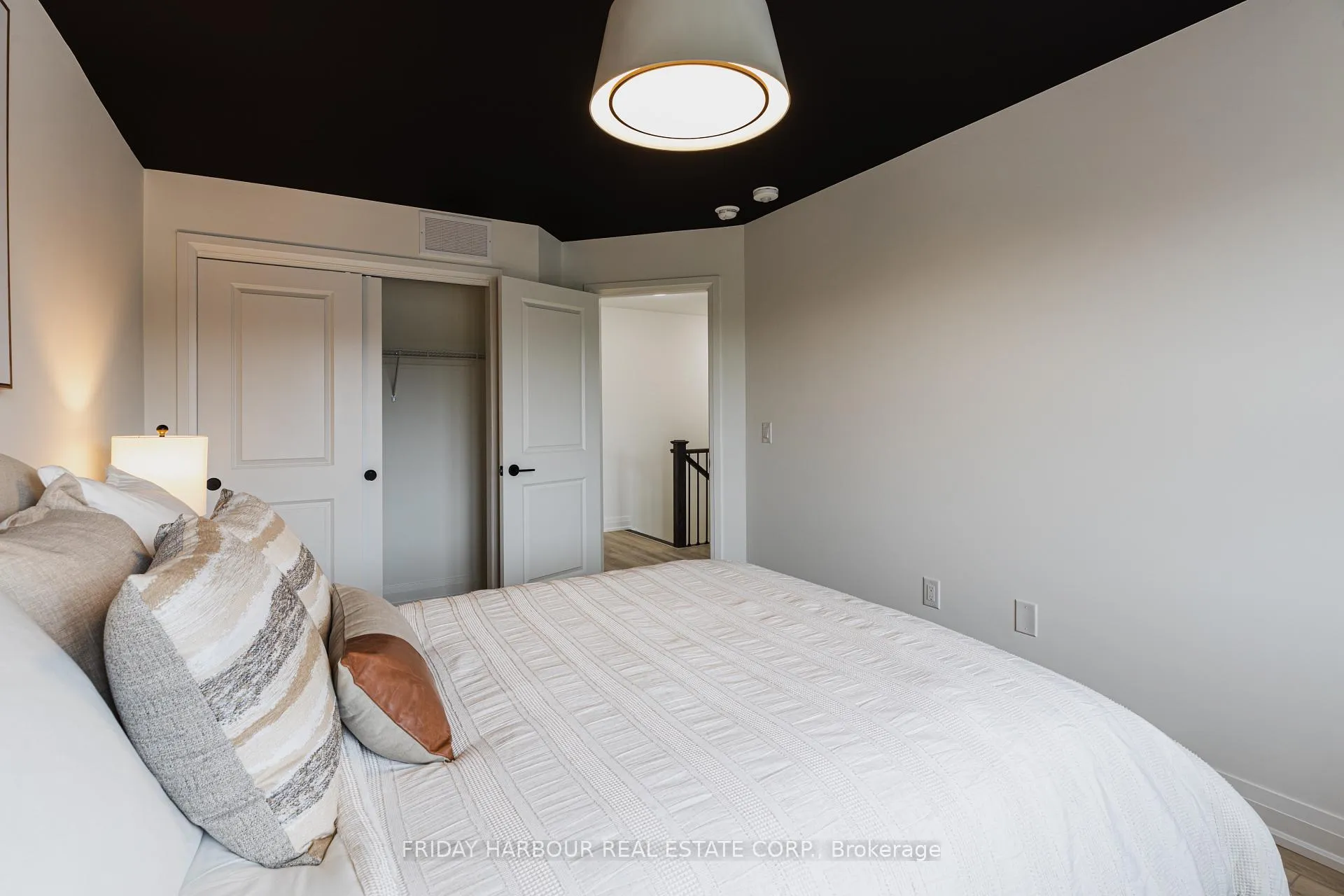 Photo 13 of Unit 413, 8 Spry Lane, Barrie, Innis-Shore — HOMEH
