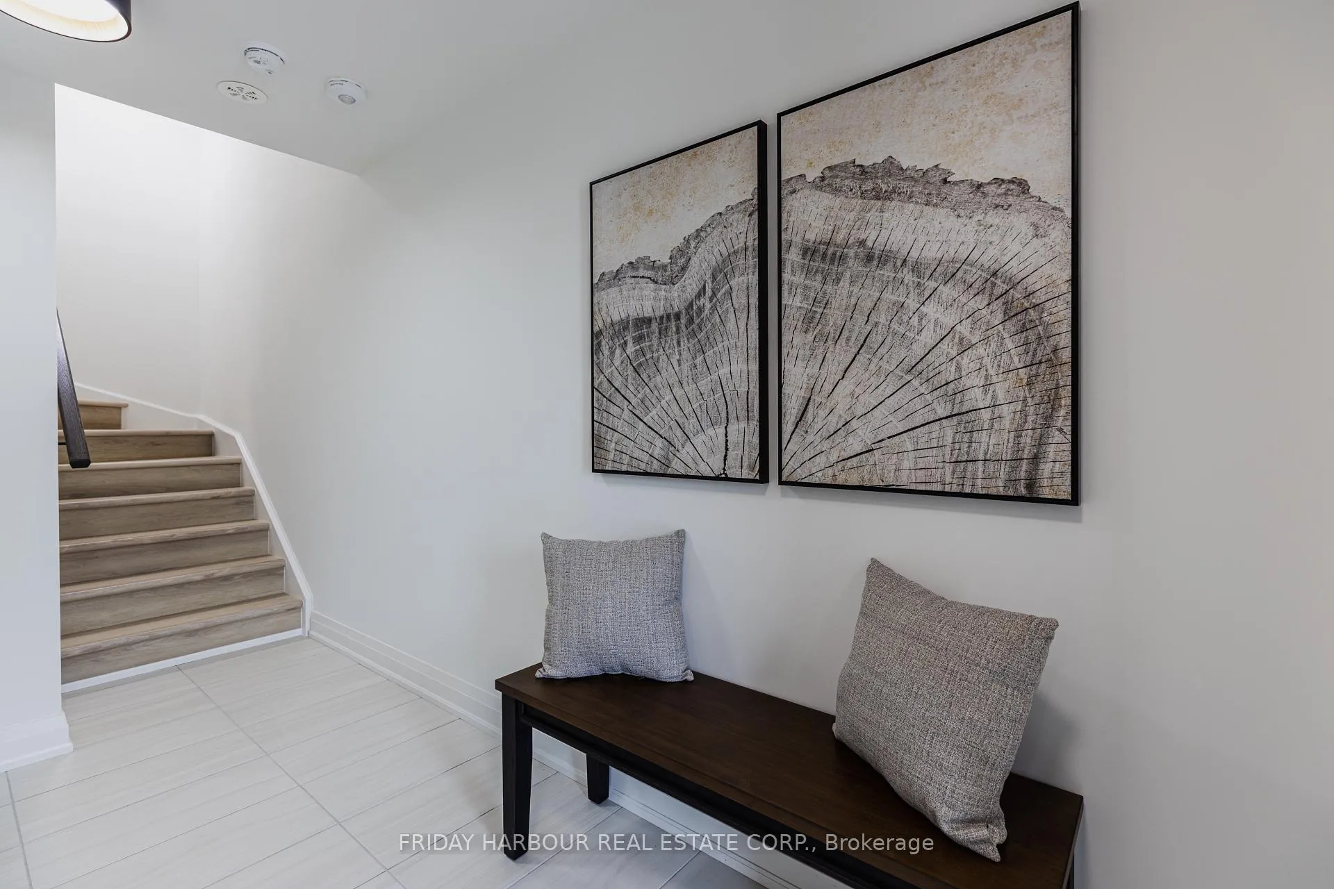 Photo 15 of Unit 413, 8 Spry Lane, Barrie, Innis-Shore — HOMEH