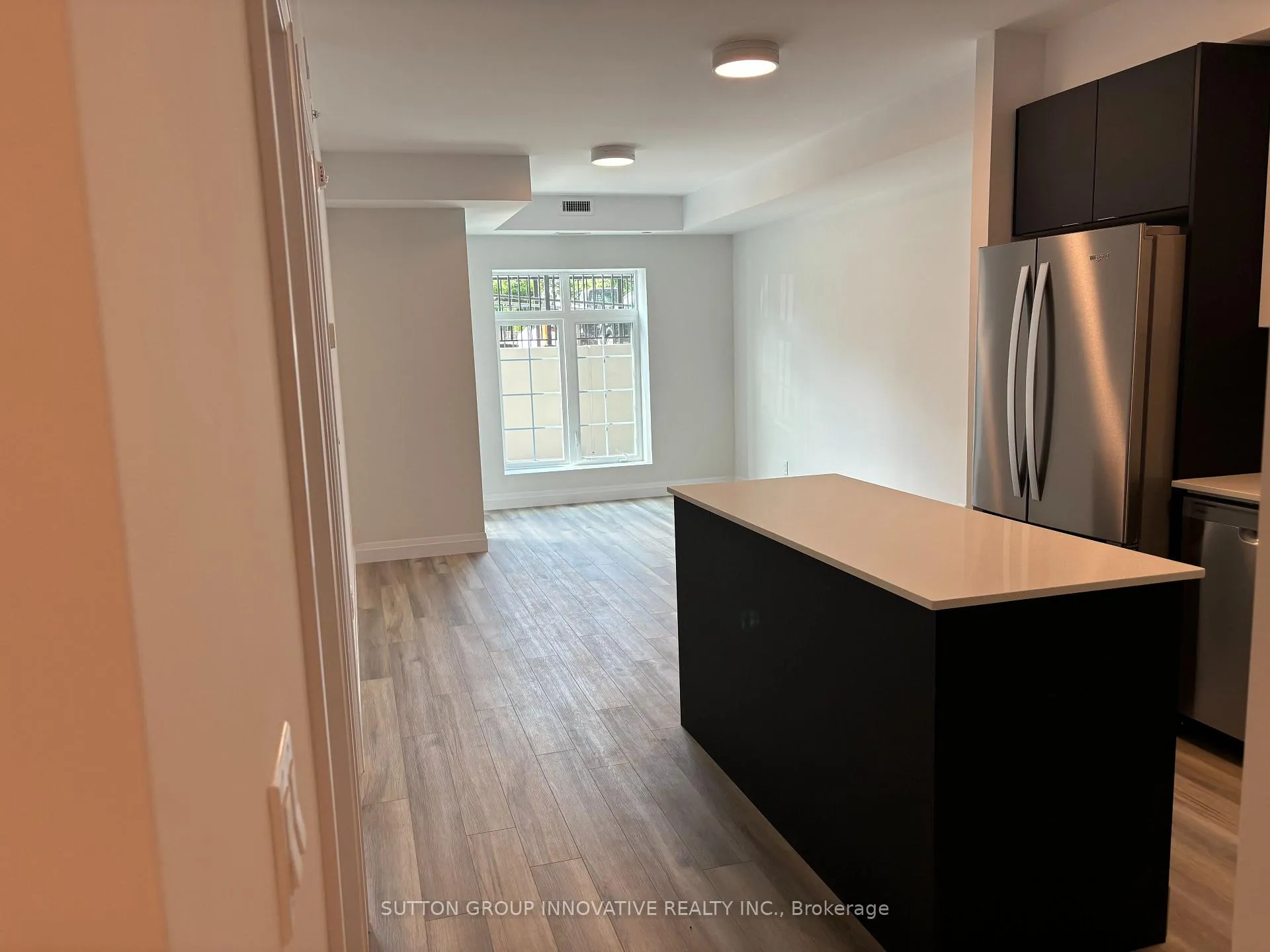 Photo 4 of 153 Wilson Street W, Hamilton, Ancaster — HOMEH