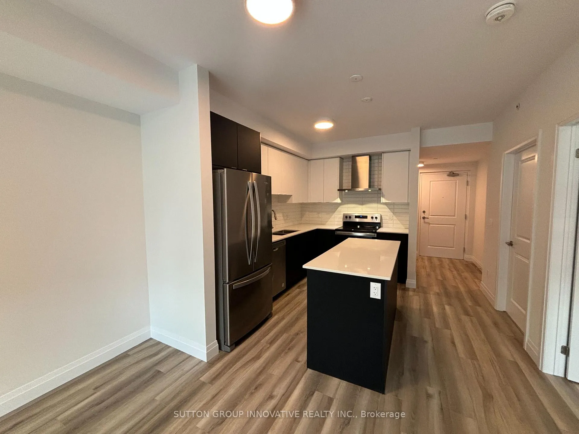 Photo 9 of 153 Wilson Street W, Hamilton, Ancaster — HOMEH