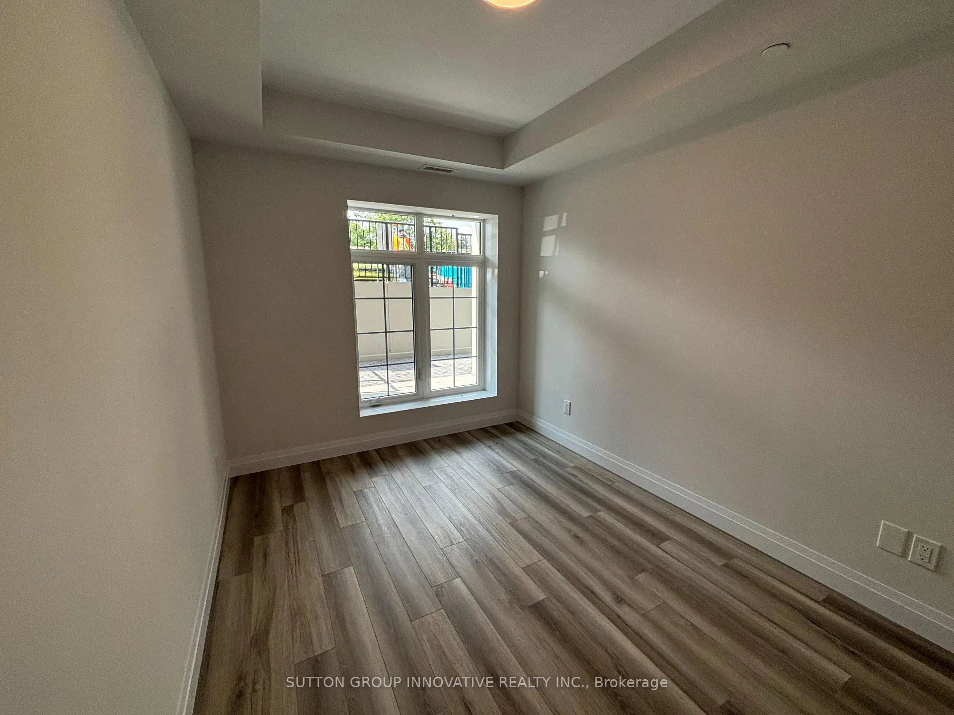 Photo 20 of 153 Wilson Street W, Hamilton, Ancaster — HOMEH