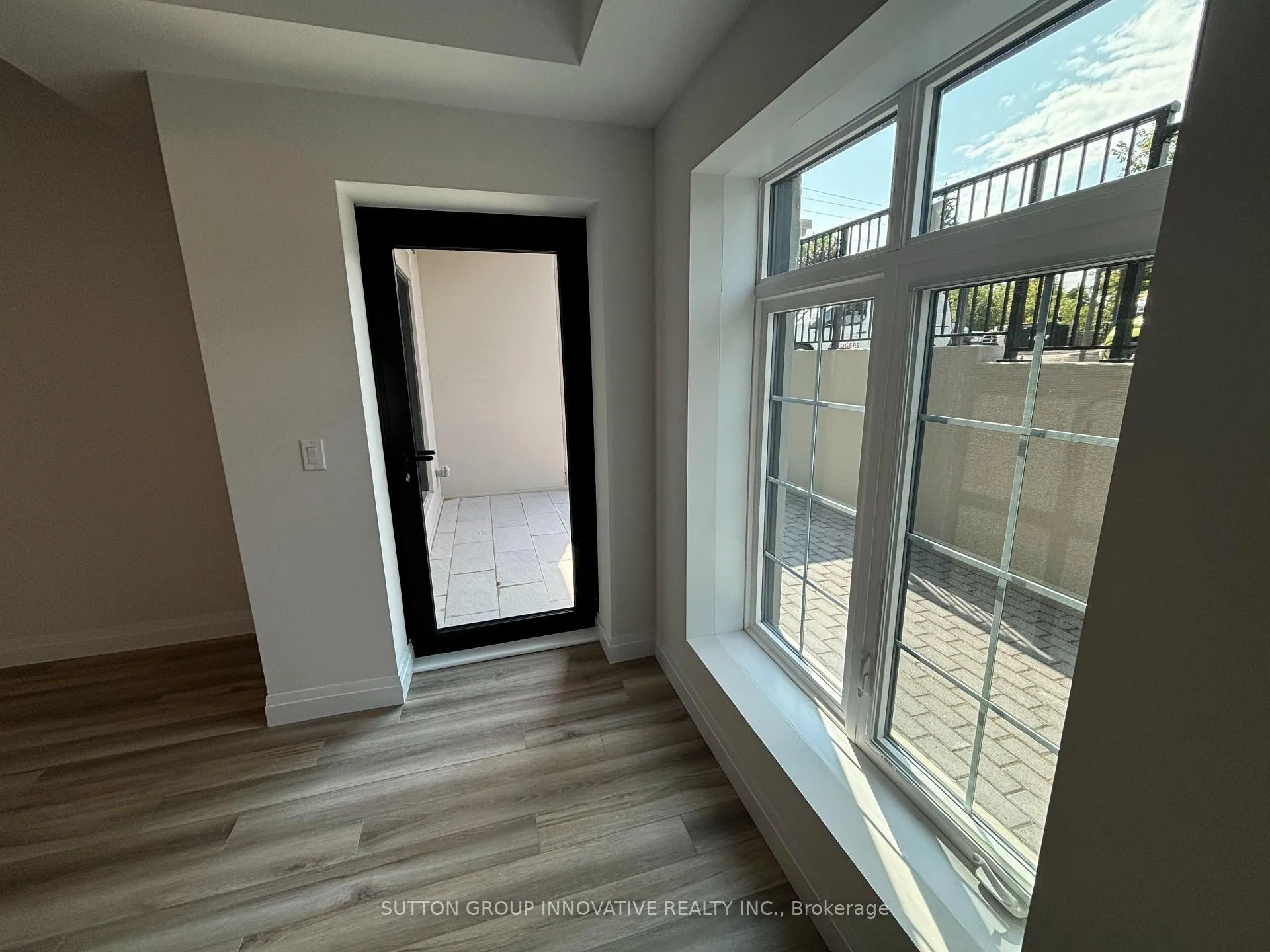Photo 25 of 153 Wilson Street W, Hamilton, Ancaster — HOMEH