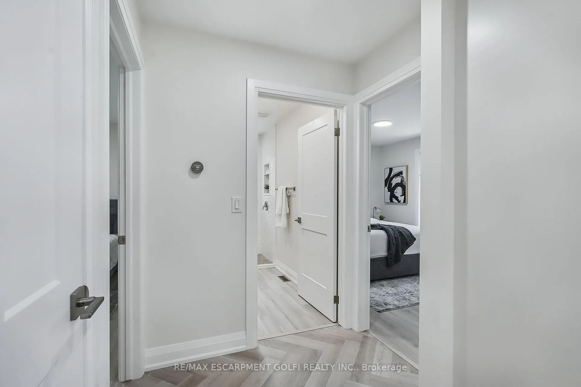 Photo 18 of 13 Bishops Road, St. Catharines, Vine/Linwell — HOMEH