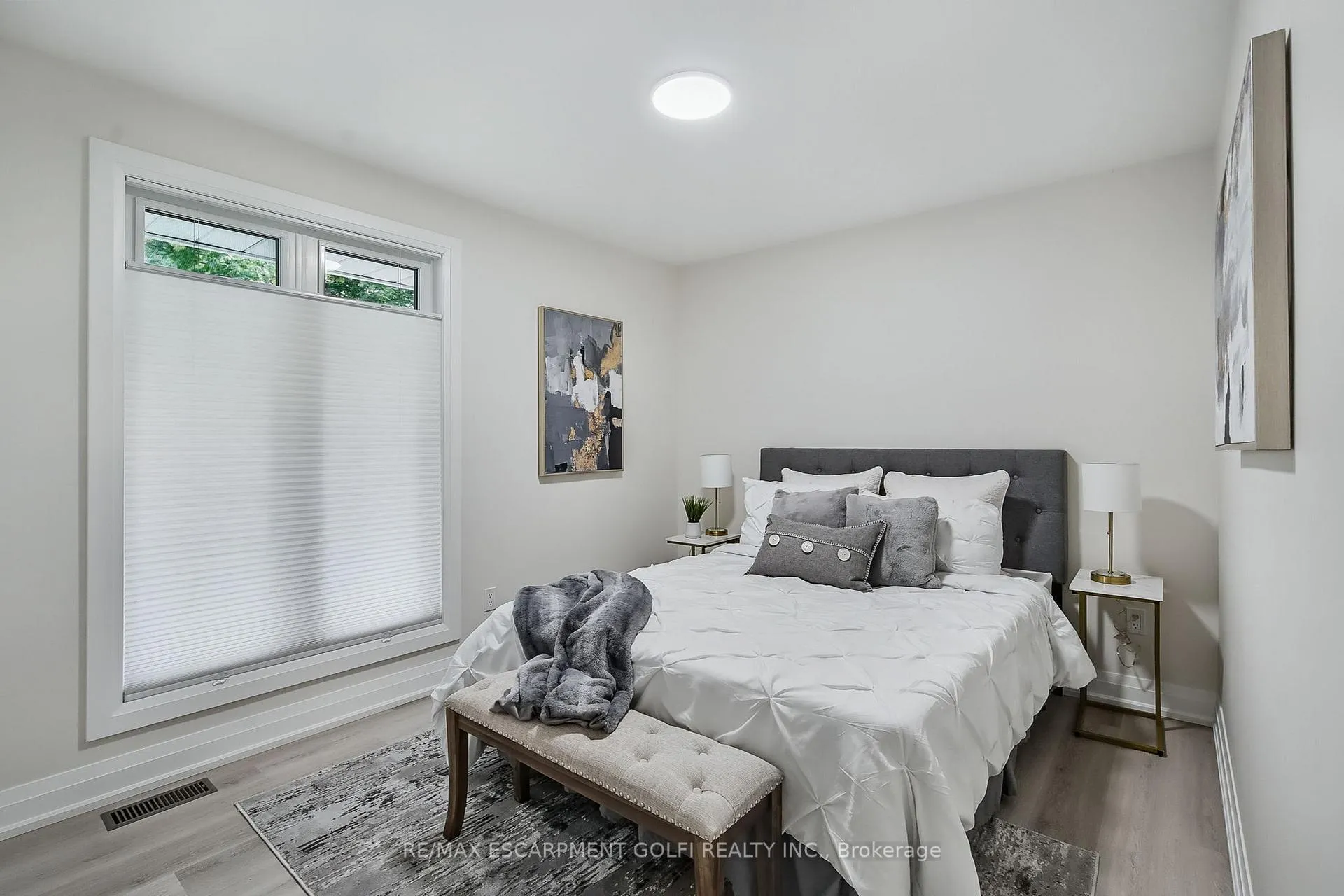 Photo 19 of 13 Bishops Road, St. Catharines, Vine/Linwell — HOMEH